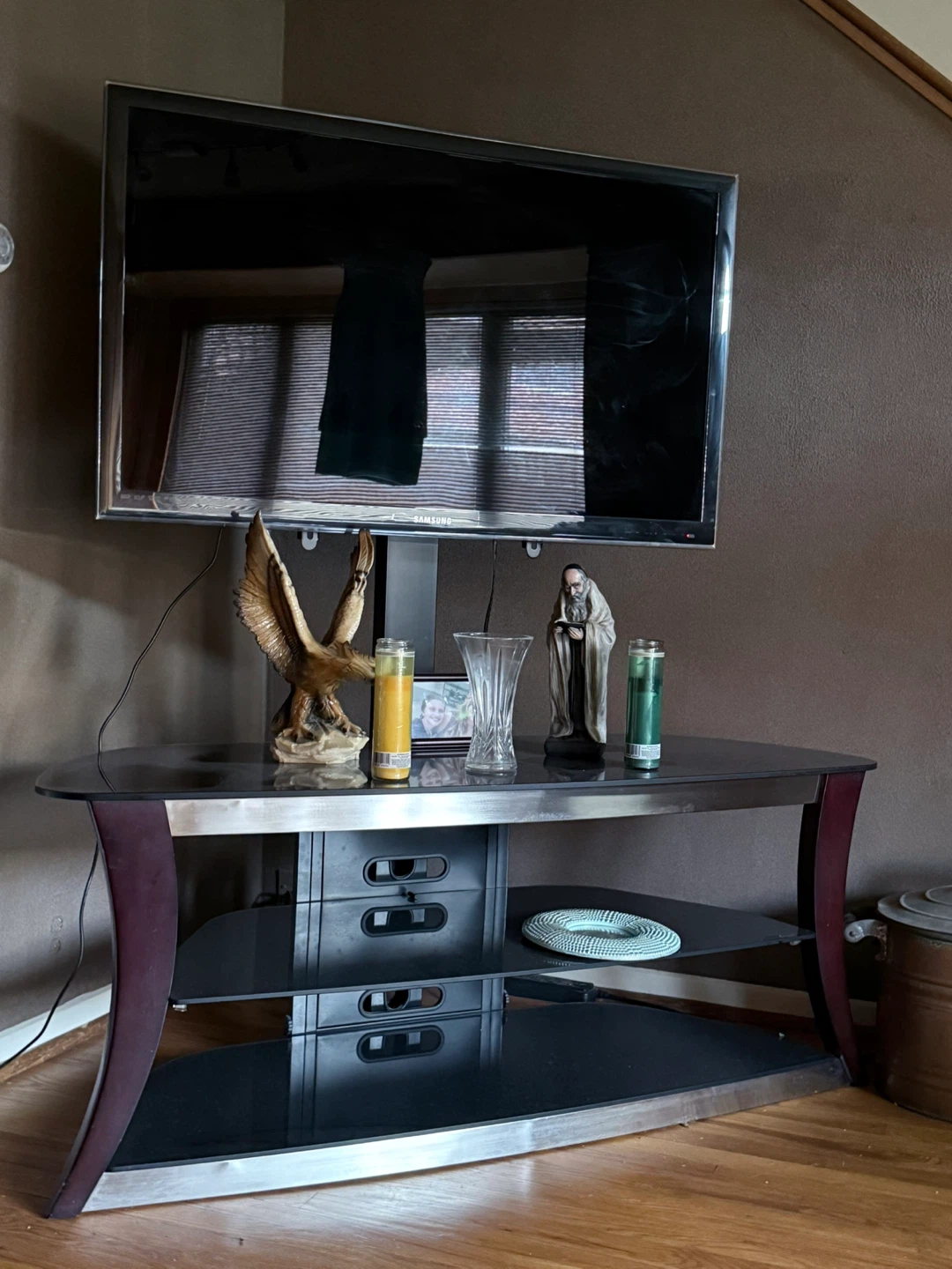 Samsung 55-inch Flat Screen TV and stand combo