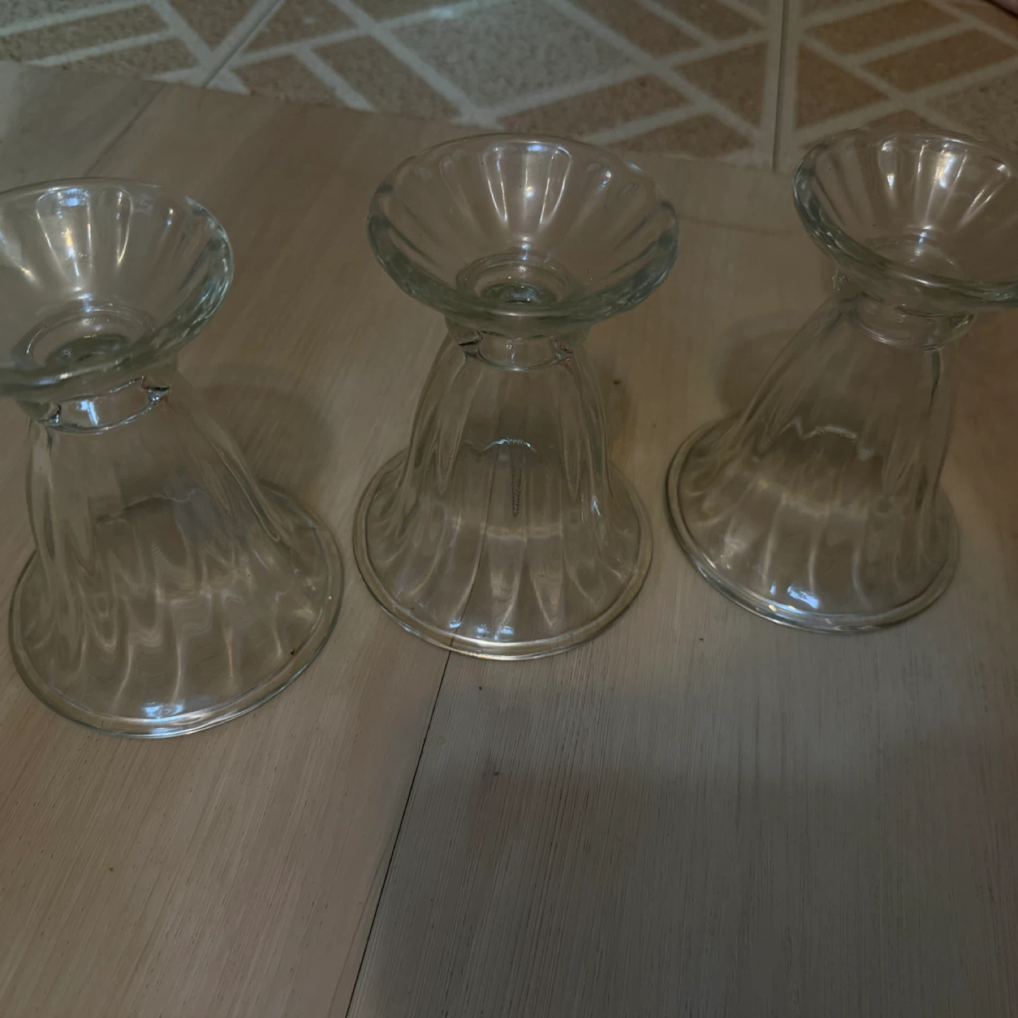 Set of 3 Glass Ice Cream Sundae Dishes - photo 2