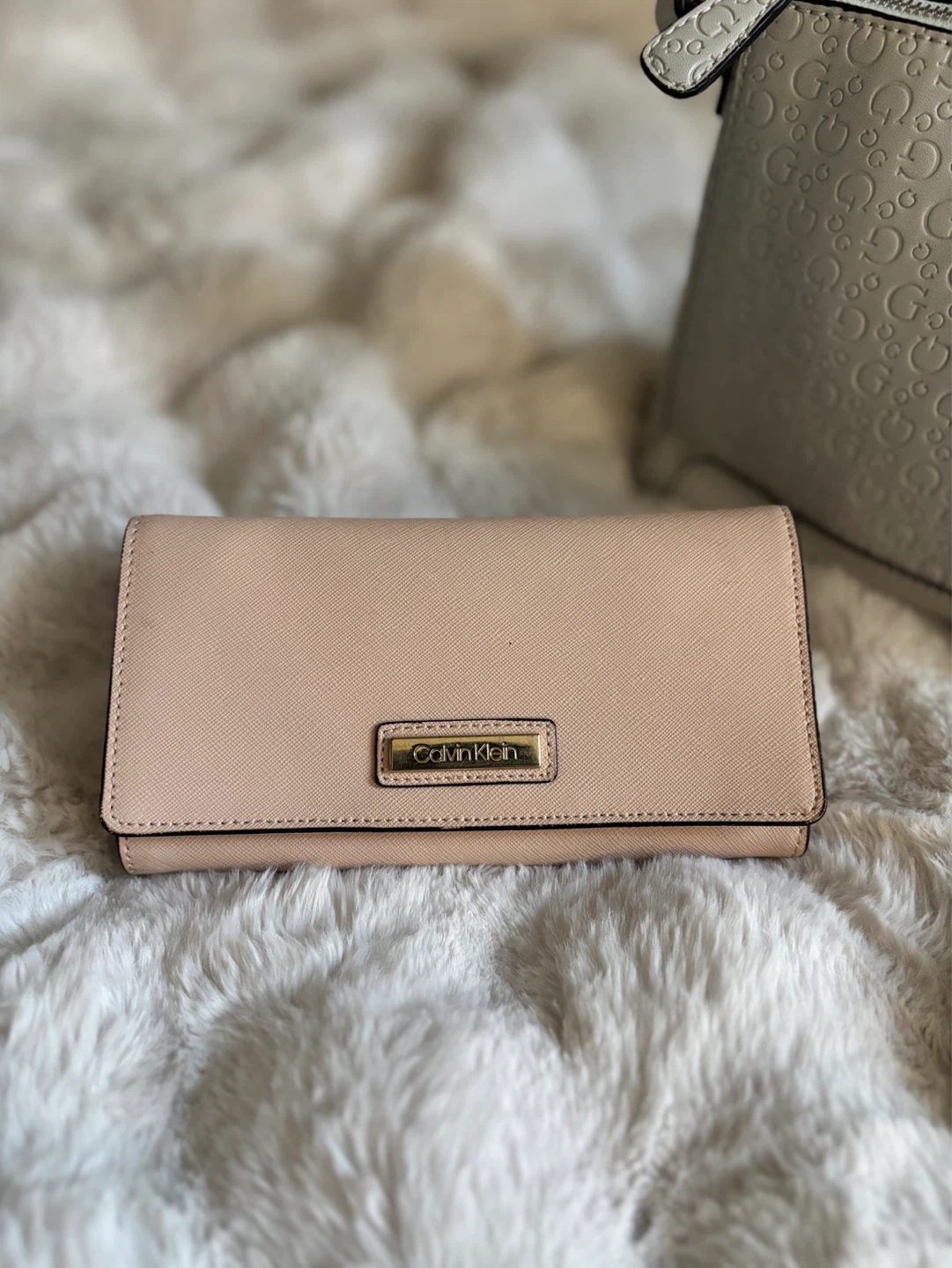 Guess crossbody bag and Calvin Klein wallet - photo 2