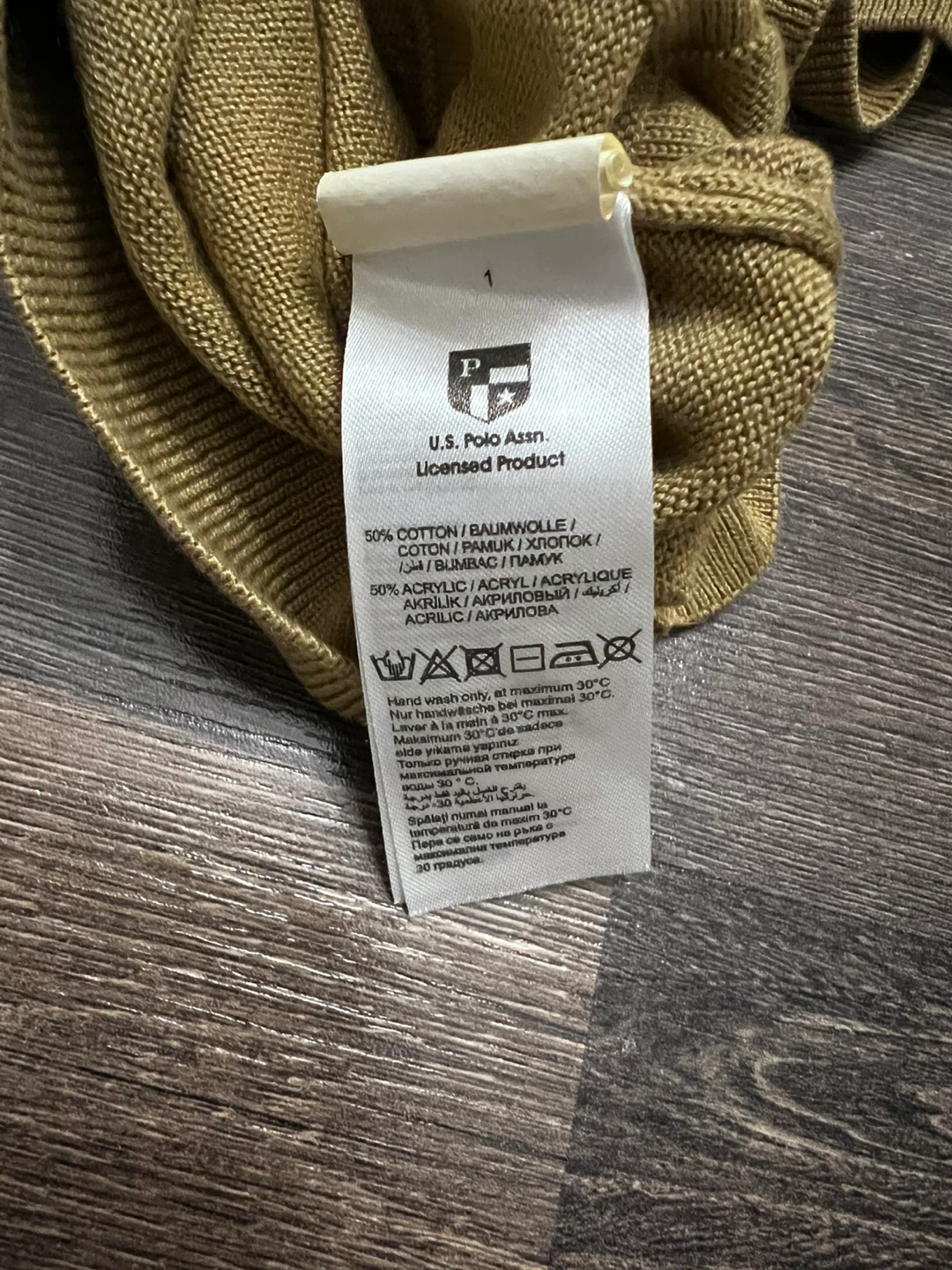 U.S. Polo Assn. Men's Sweater - Size M - photo 4