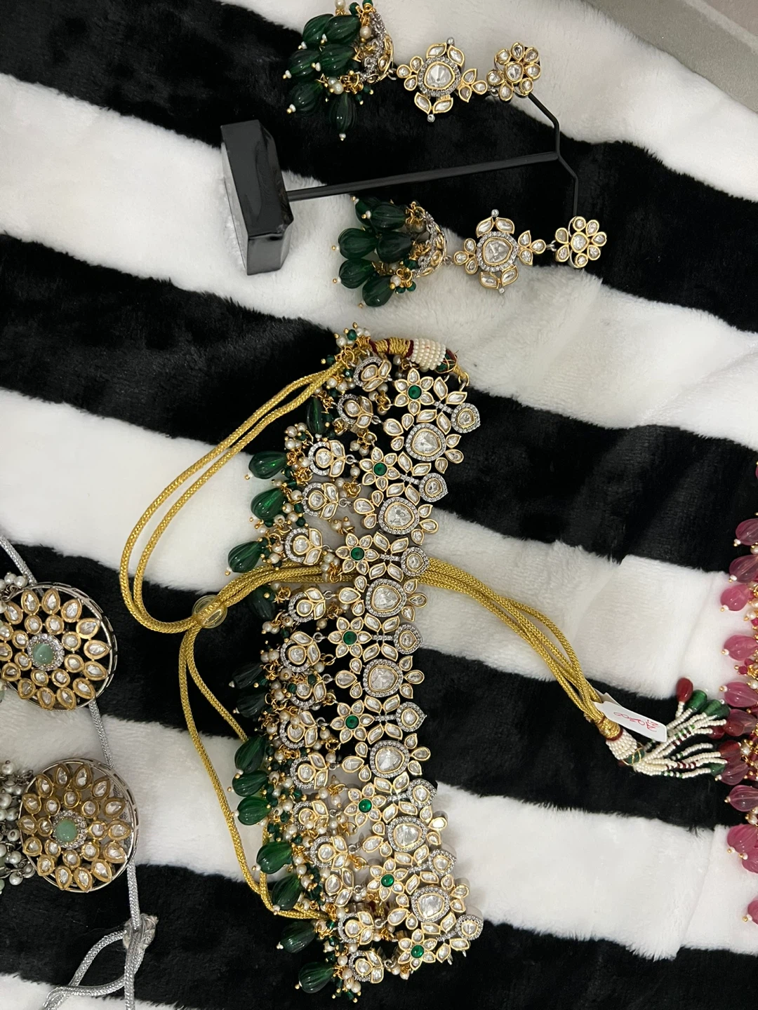 Indian Bridal Jewellery Set with Earrings - photo 2