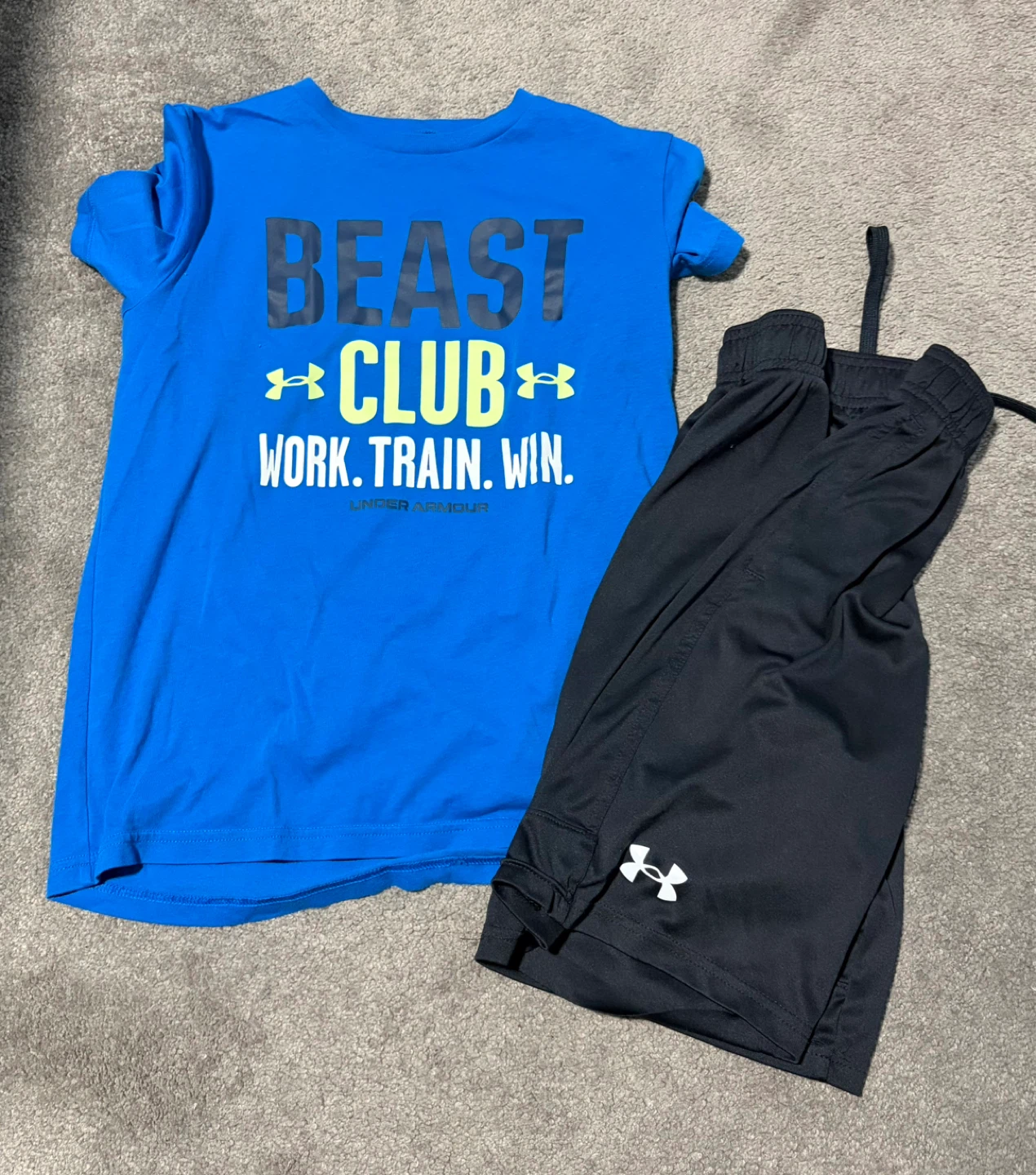 Under Armour T-Shirt and Shorts Set