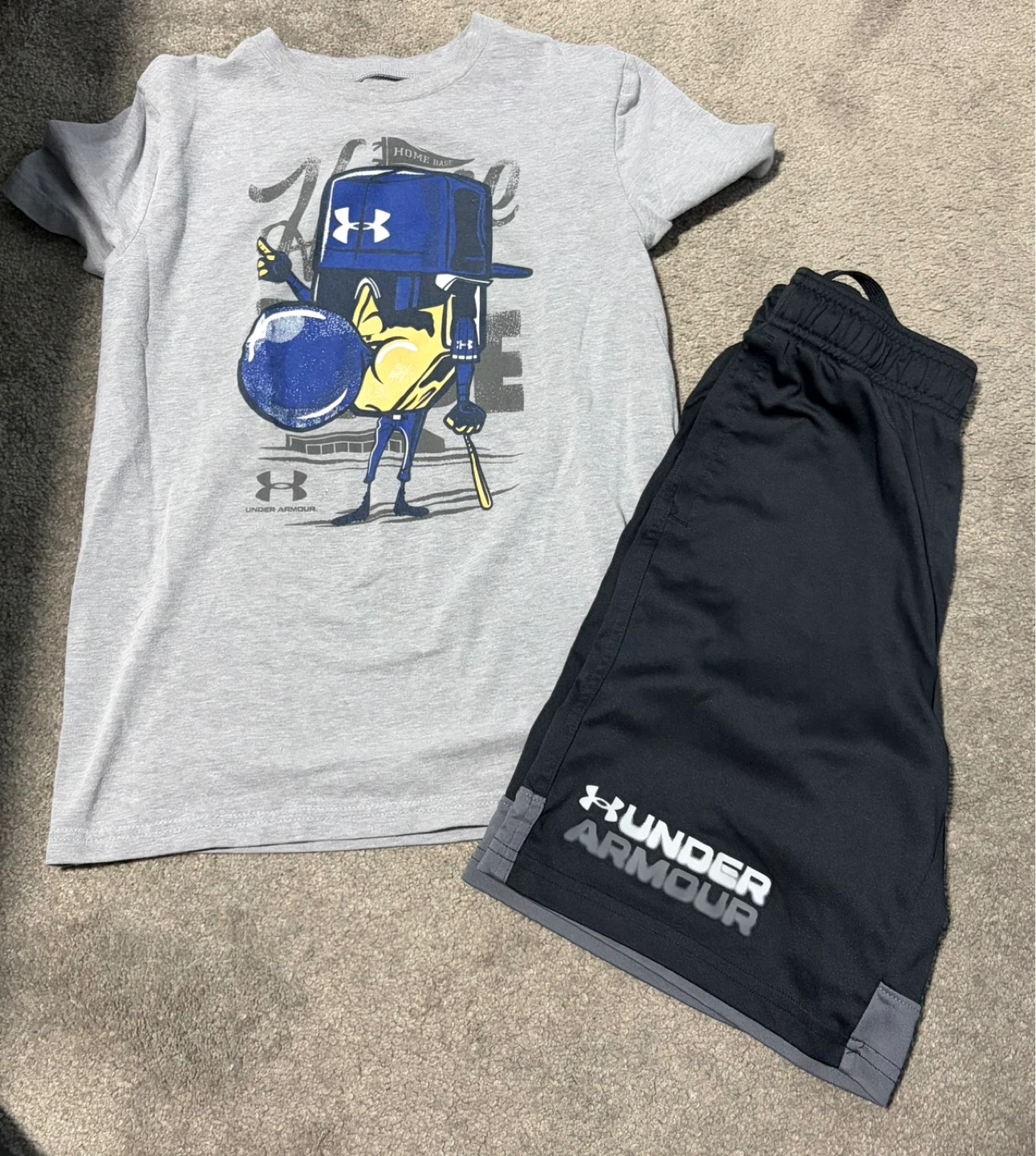 Under Armour T-Shirt and Shorts Set - photo 2