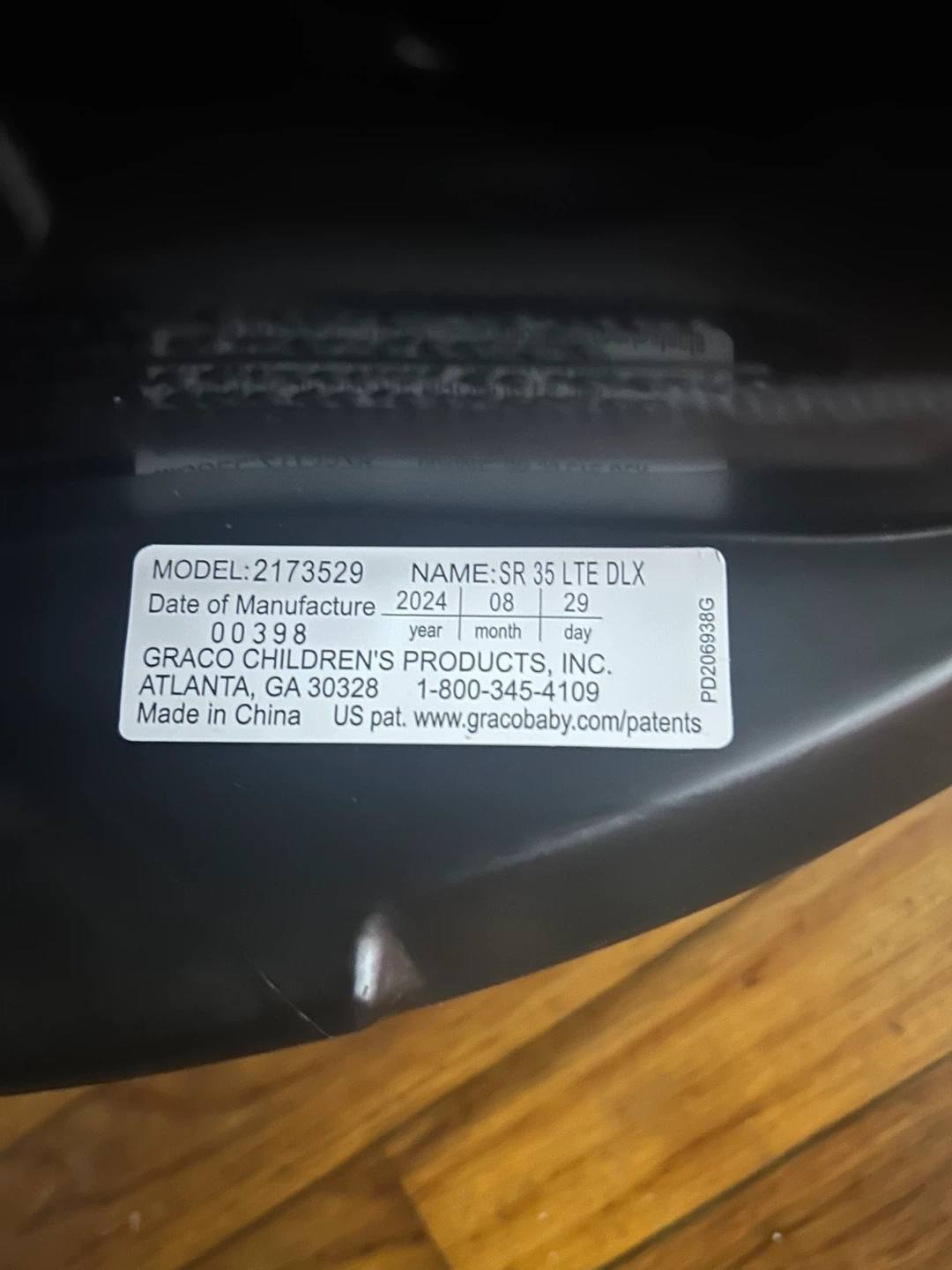 Graco SnugRide 35 Lite DLX Infant Car Seat with Base - photo 2