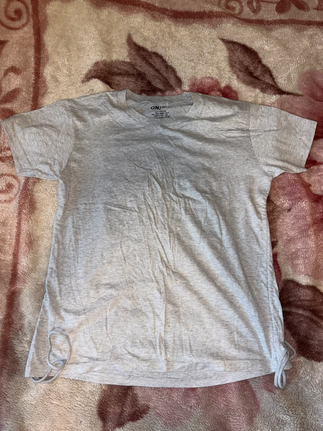 ON FIRE Gray Cutout T-Shirt Size L