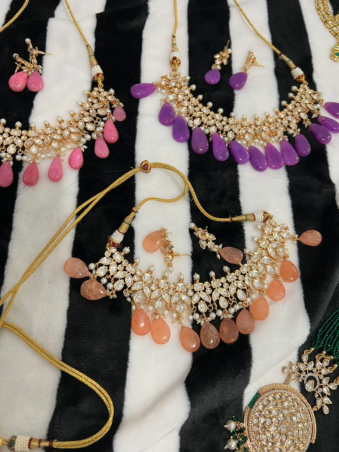 Indian Jewelry necklace set - photo 3
