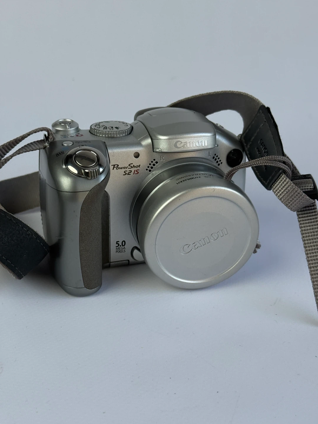 Canon PowerShot S2 IS Digital Camera - Silver - photo 4