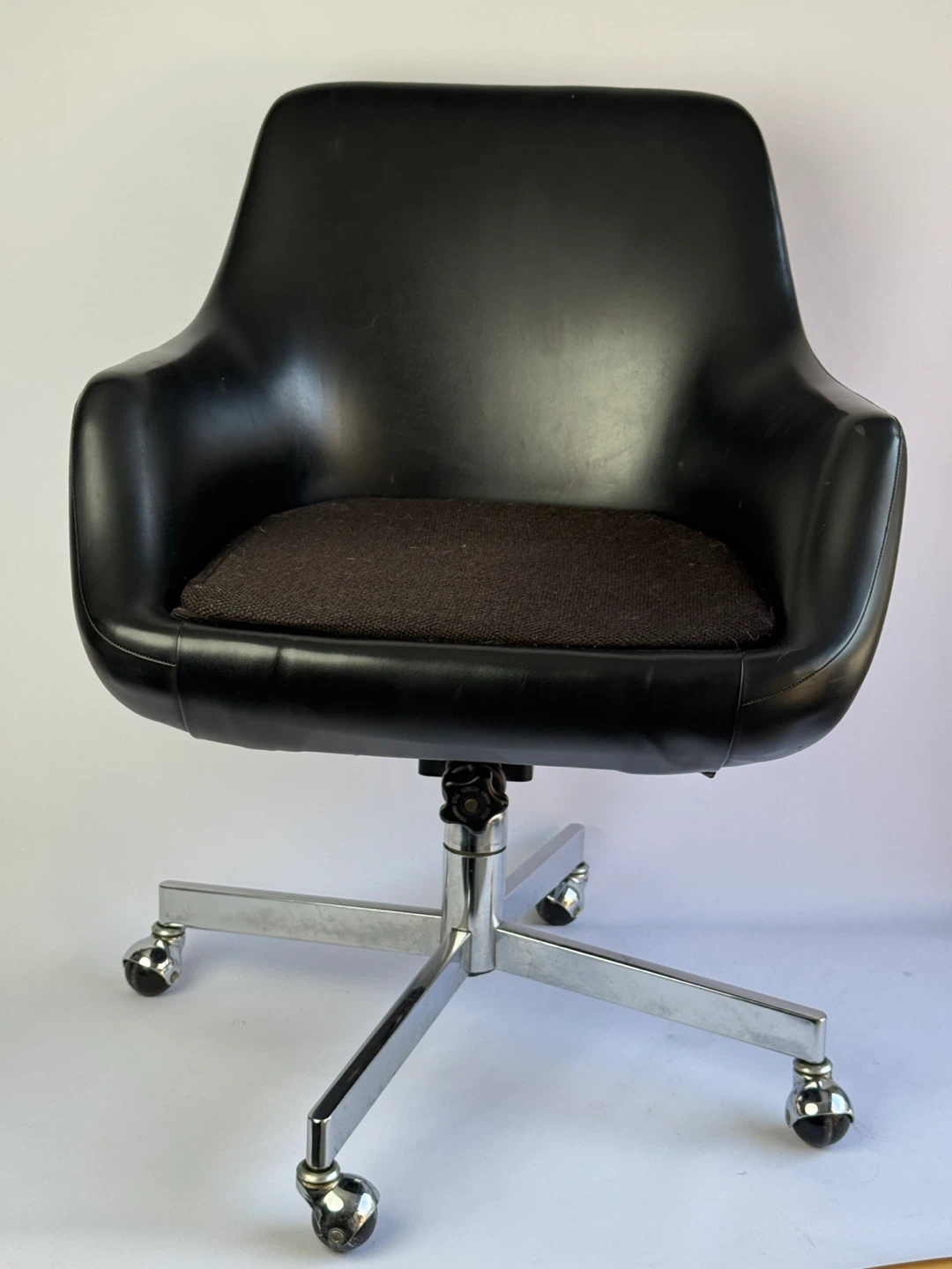Vintage MCM Black Swivel Office Chair with Casters