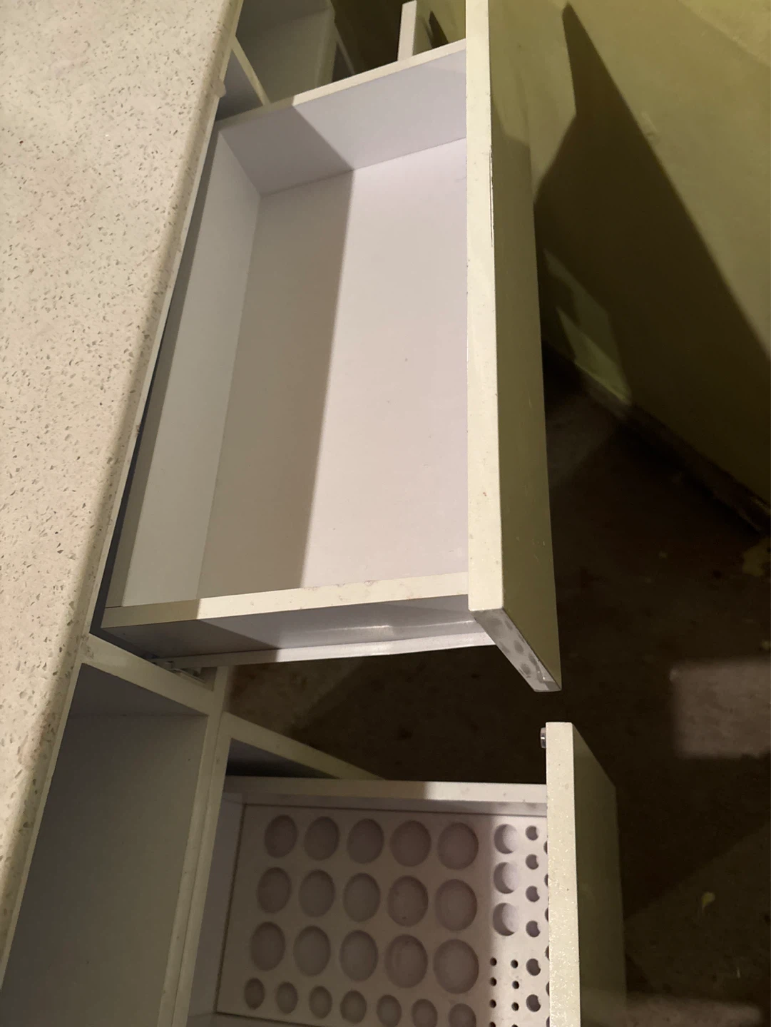 White Nail Desk with Storage - photo 3