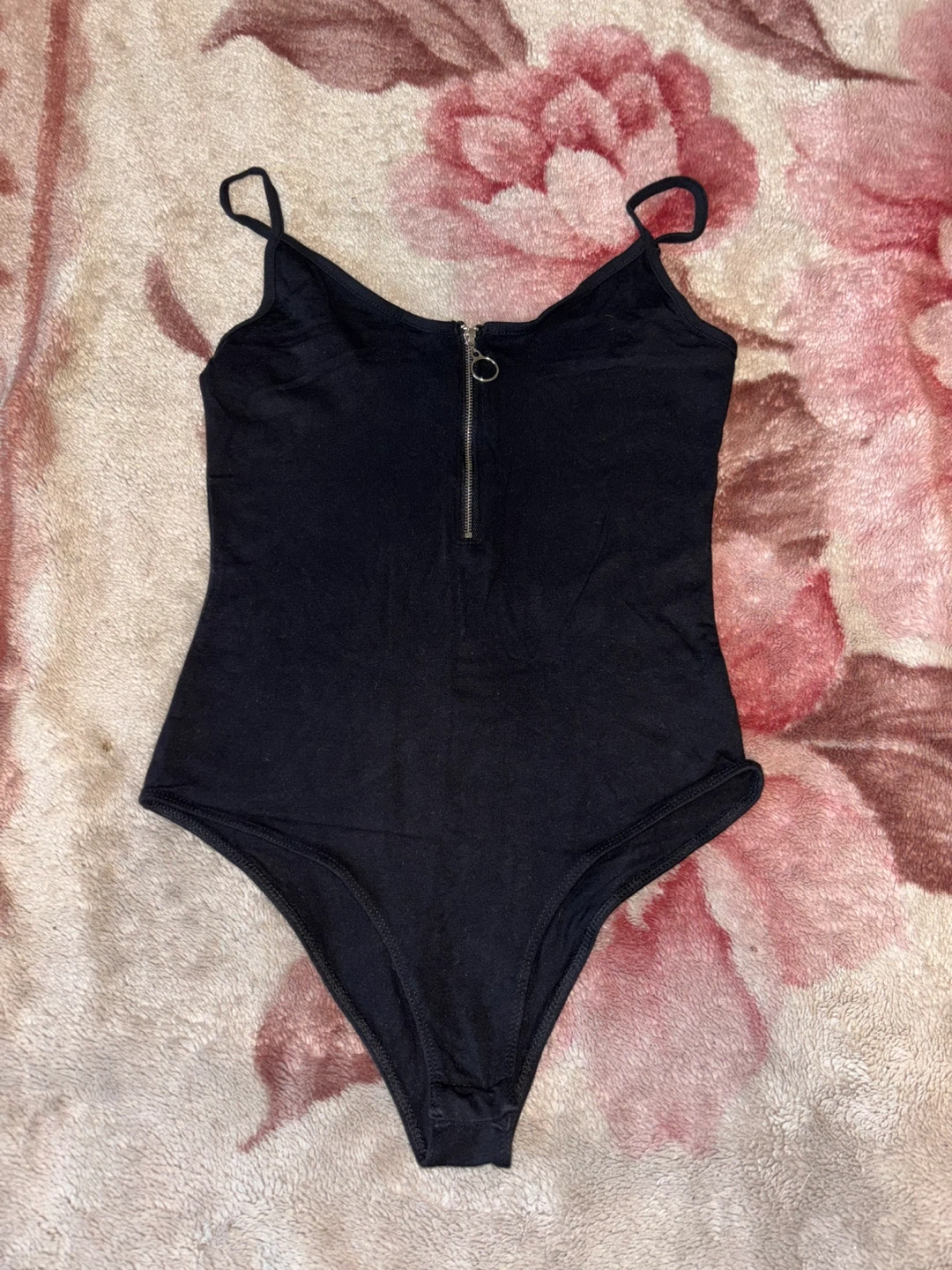 Ambiance Black Zipper Bodysuit Size M