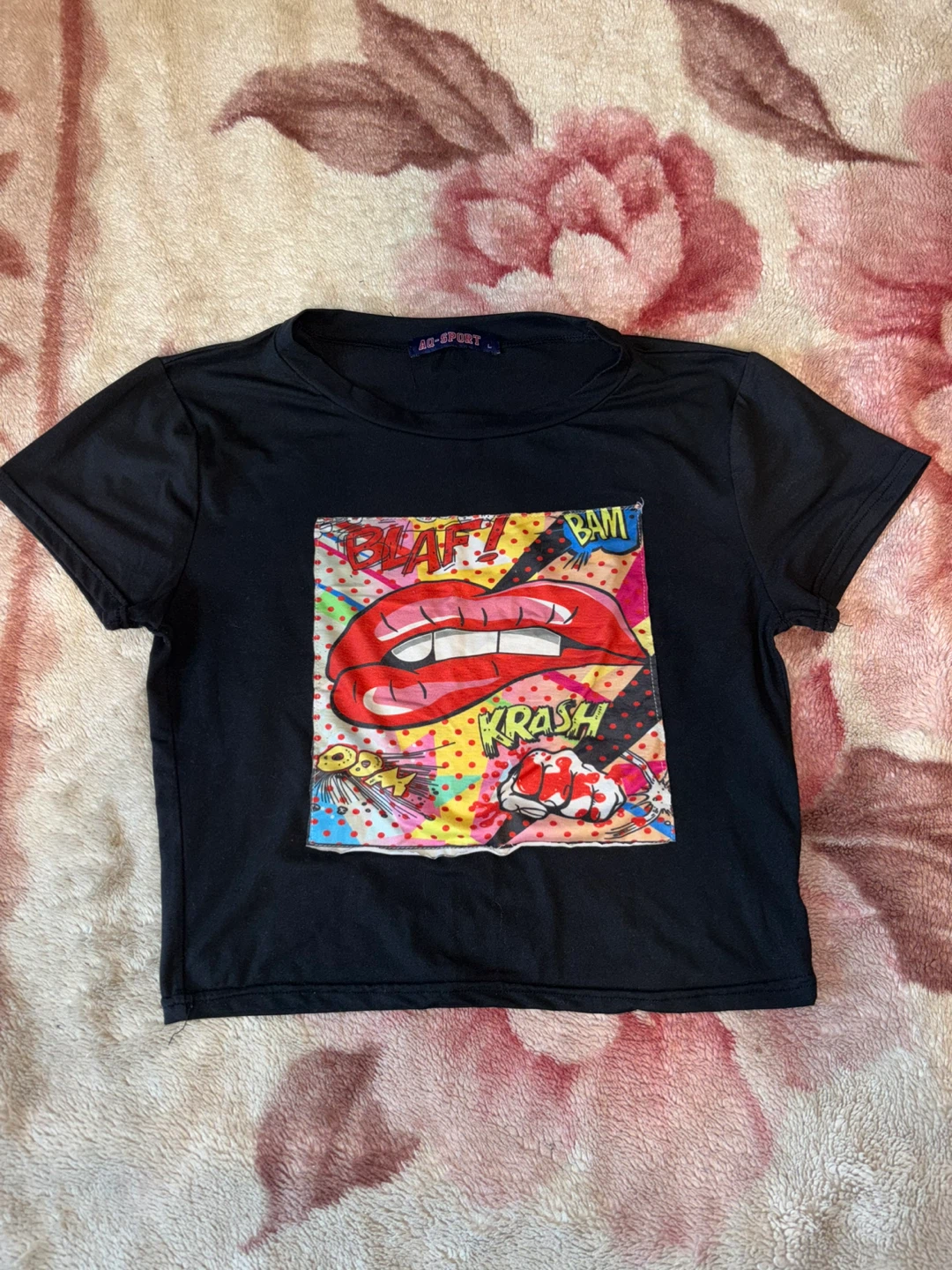 AQ-SPORT Black Graphic Crop Top - Size L