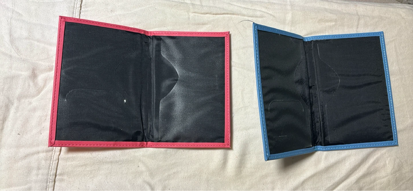 2 Passport Holders - Pink & Blue - photo 2