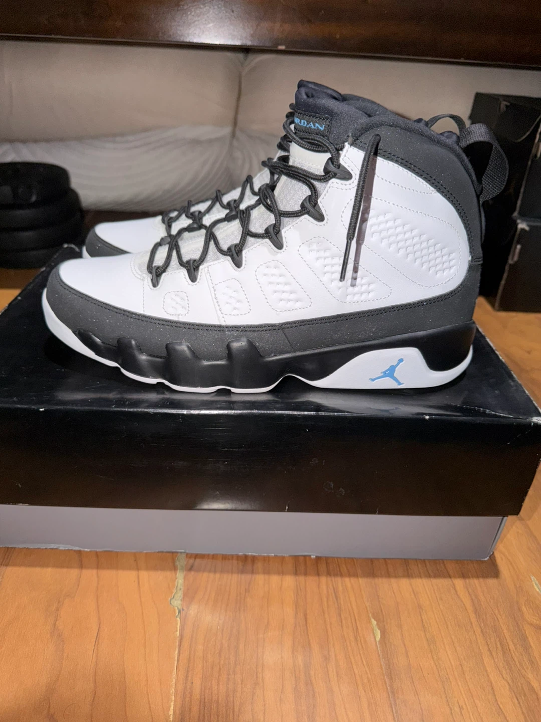 Jordan 9 university blue NEGOTIABLE - photo 5