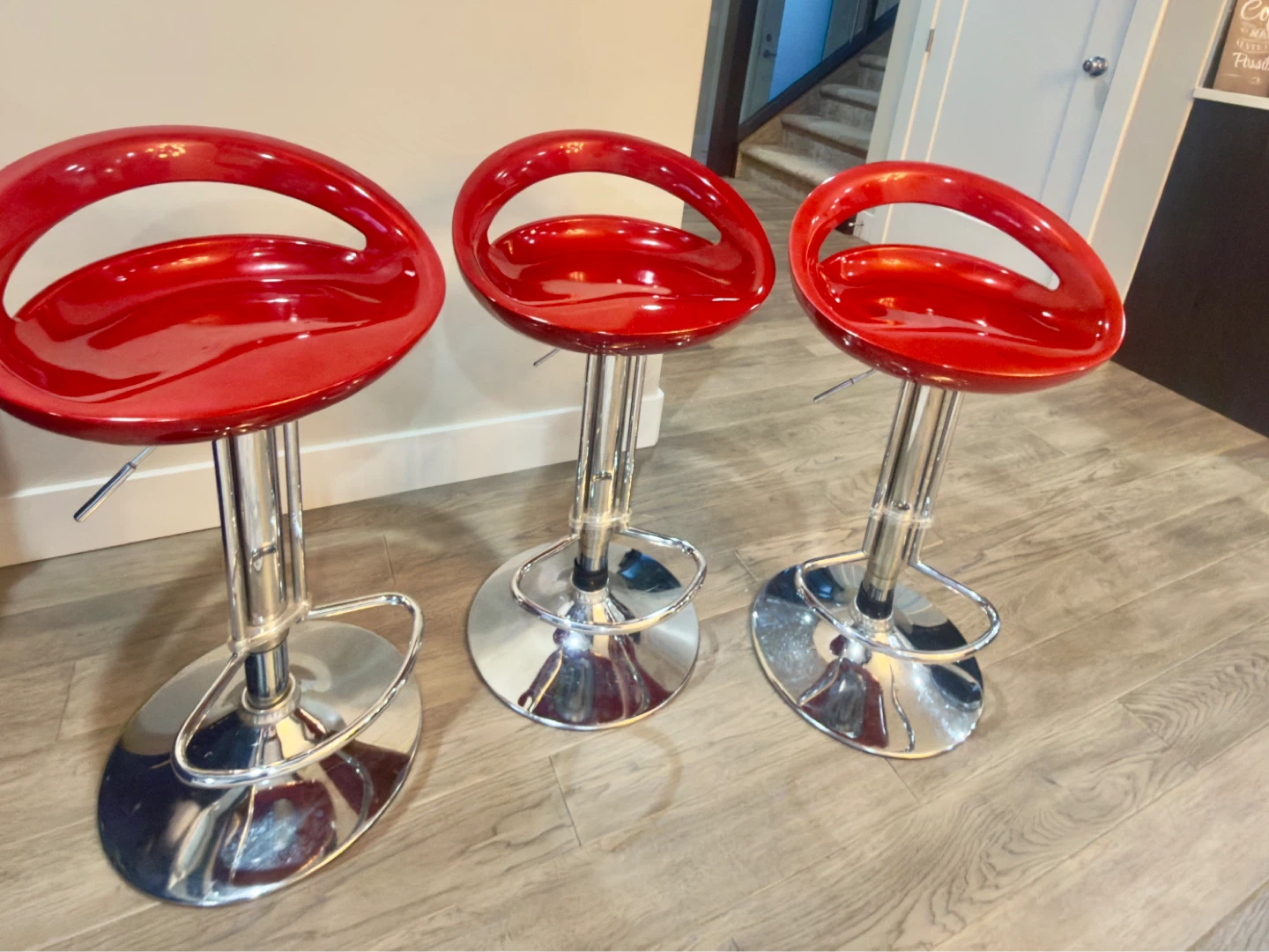 Set of 3 Red Adjustable Bar Stools - photo 3