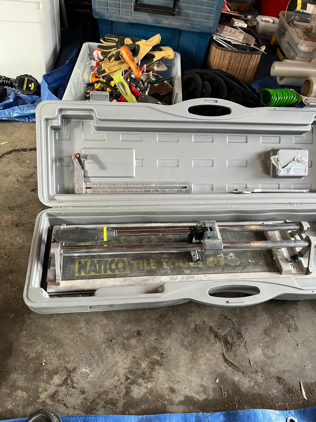 Natco Tile Cutter Tool with Case cuts tiles up to 20”