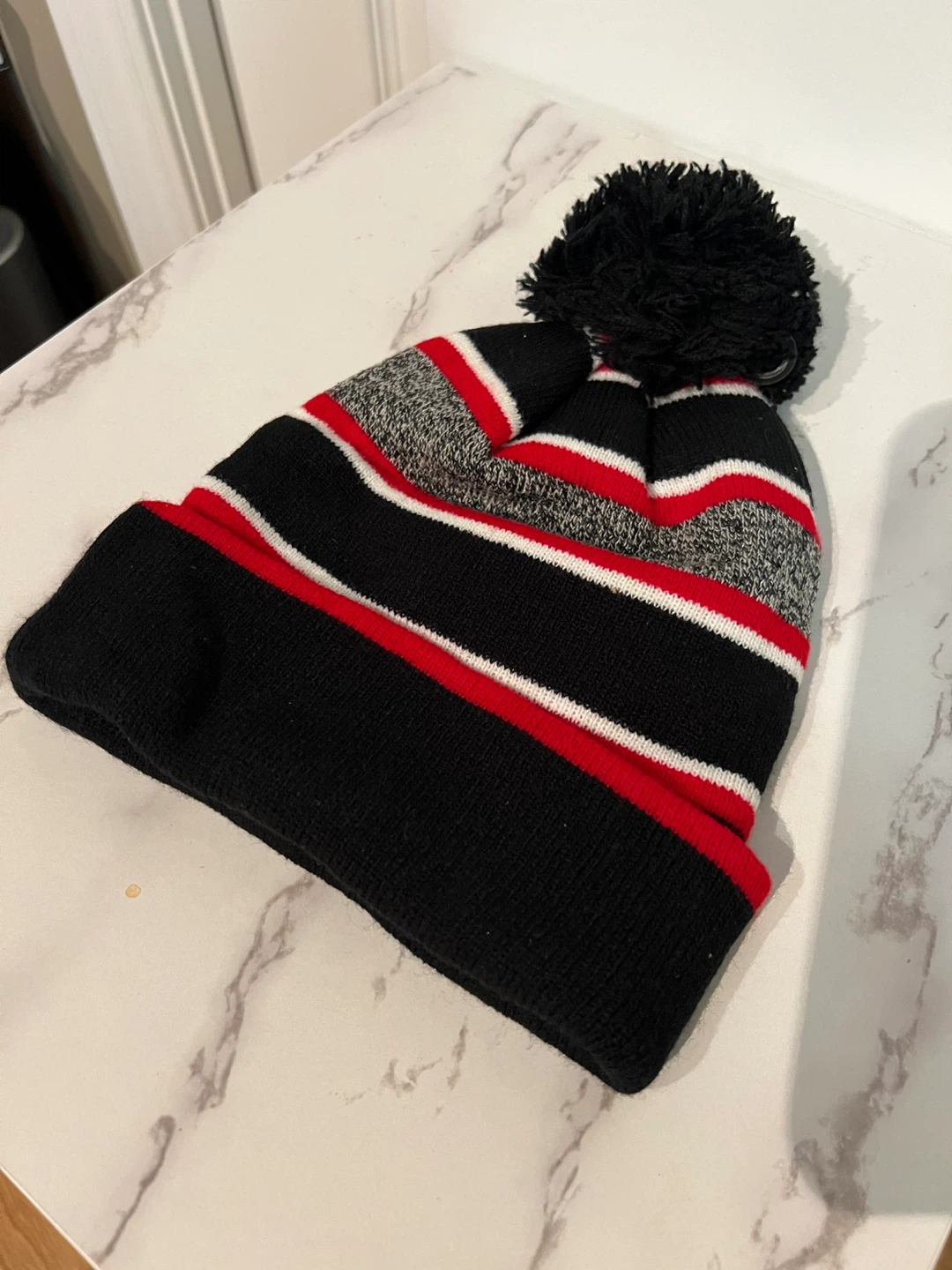 NWT Canada Hockey Pom Pom Toque - Black/Red/White - photo 2