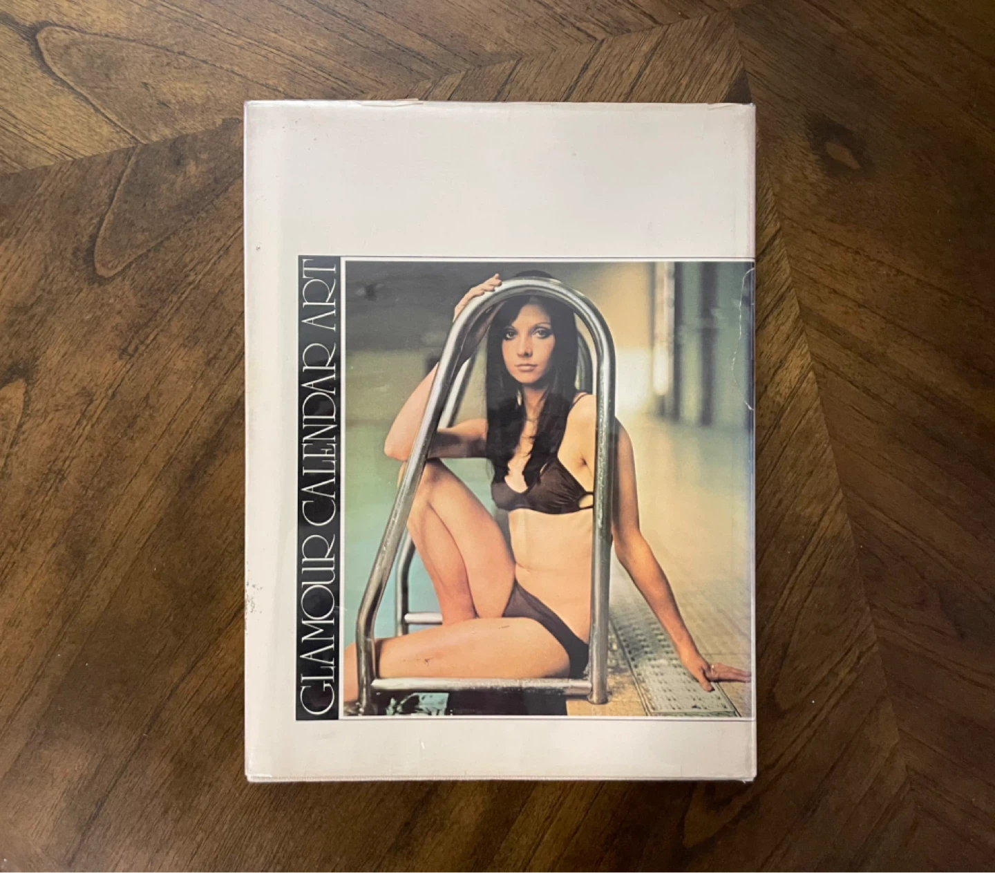Glamour Calendar Art Book by Michael Colmer - photo 2
