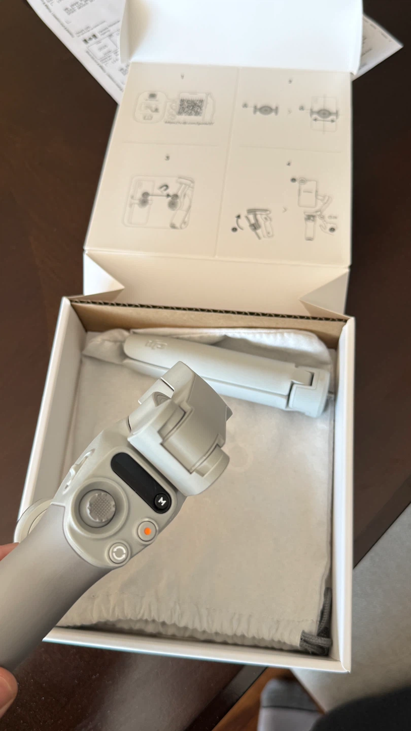DJI Osmo Mobile SE Smartphone Gimbal Stabilizer - photo 3