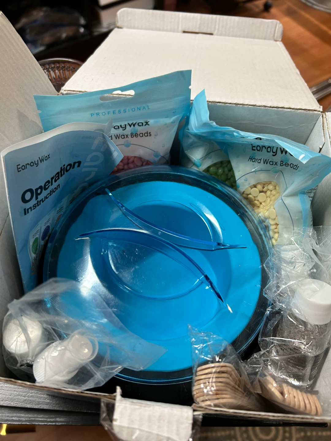 Sharplenelle Natural Depilatory Wax Kit with Warmer