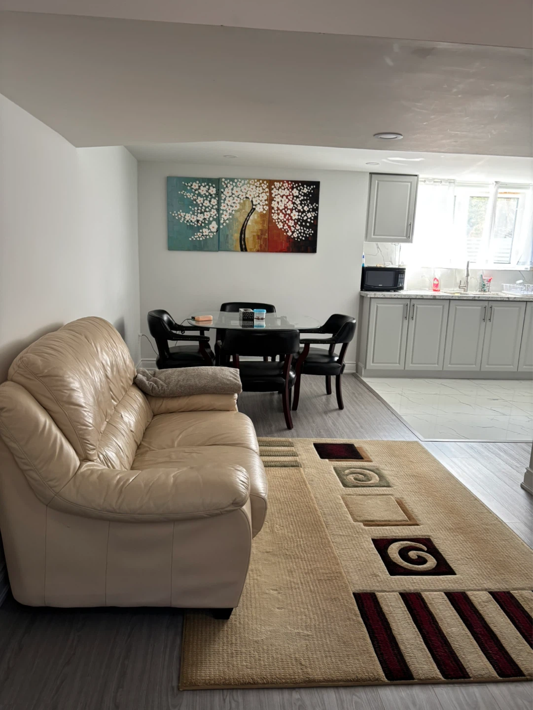 Legal basement available for rent immediately - photo 2