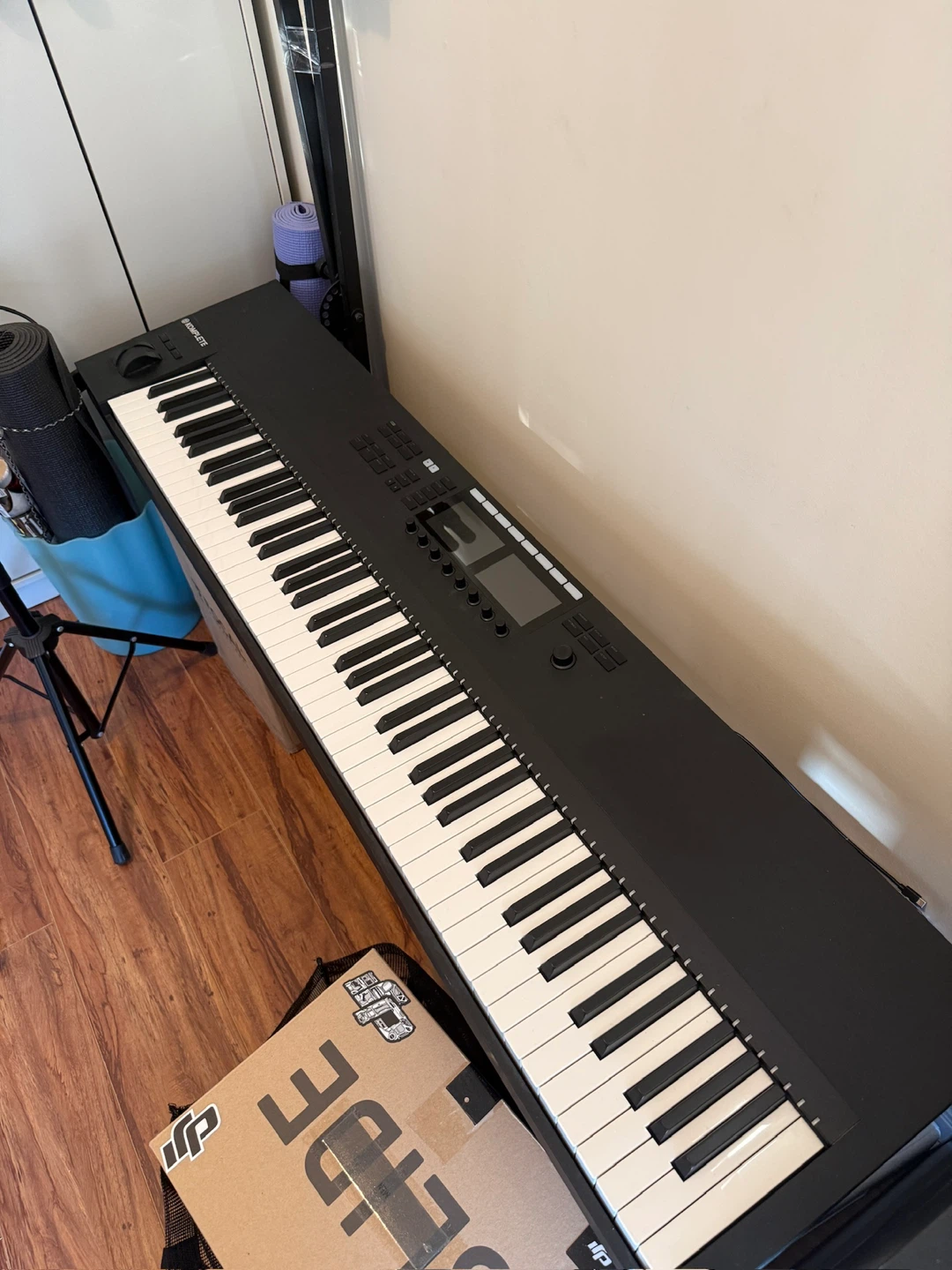 Native Instruments Komplete Kontrol S88 MK2