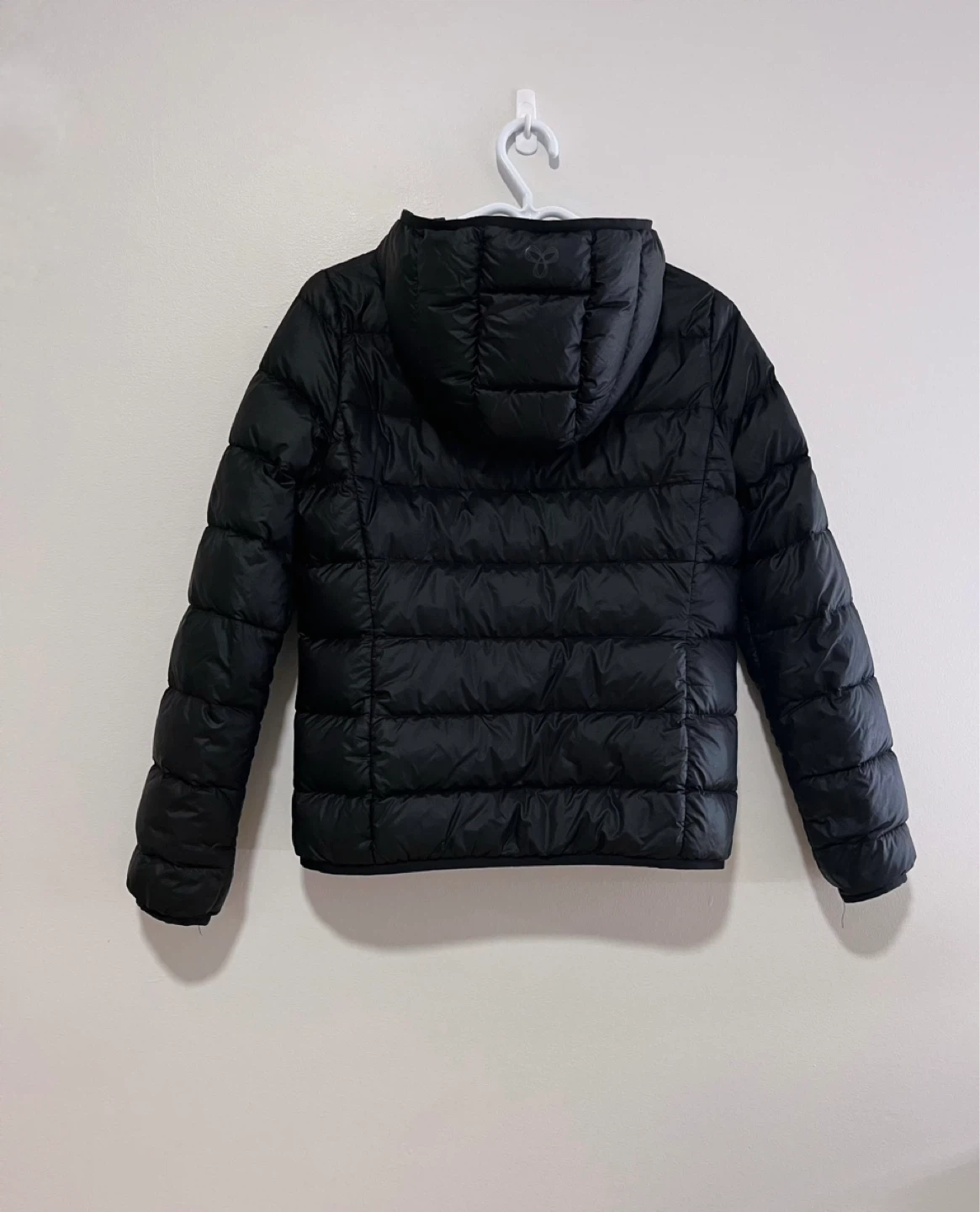 Aritzia Tna The Little Puff Packable Jacket XS Black - photo 2