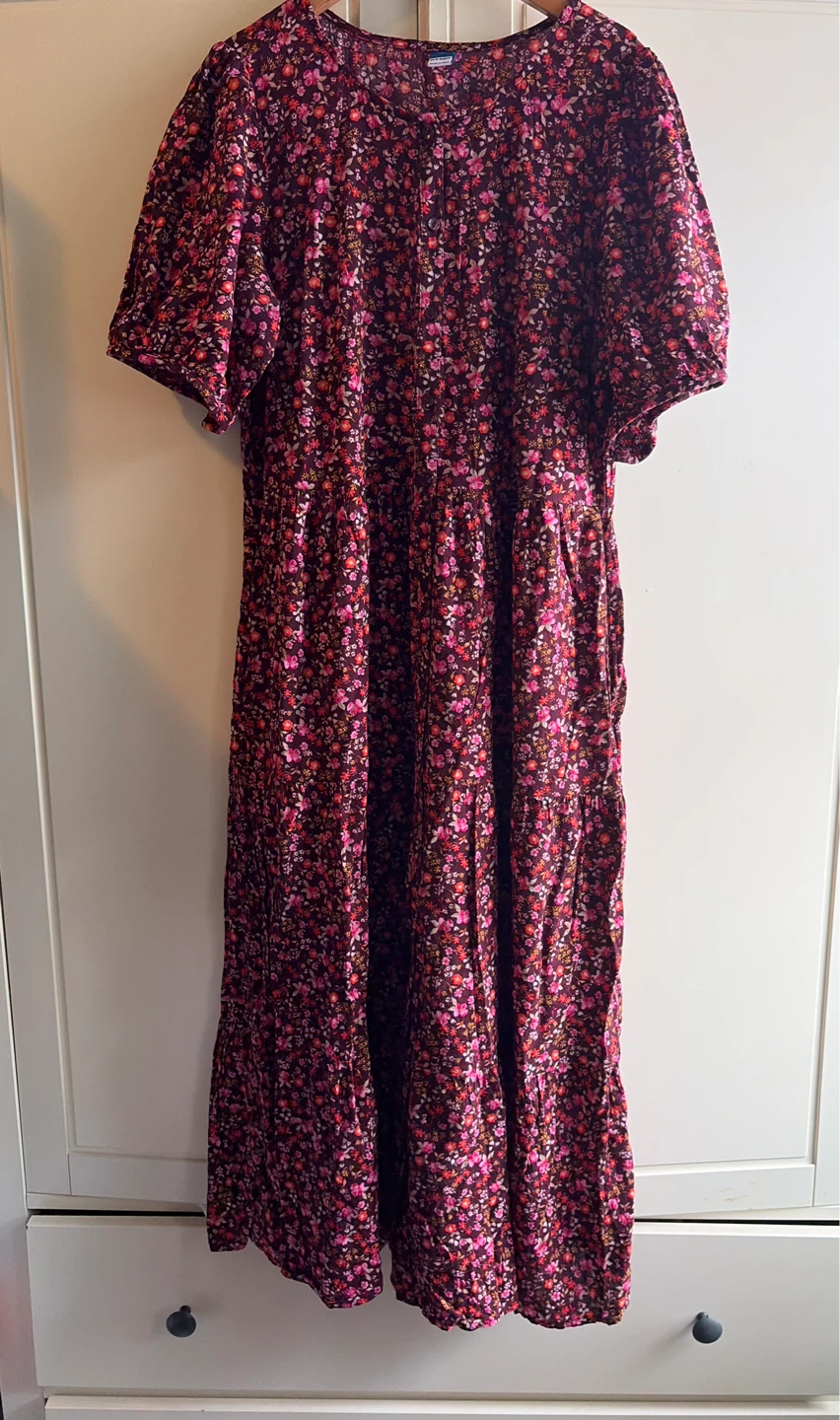 Old navy dress size M