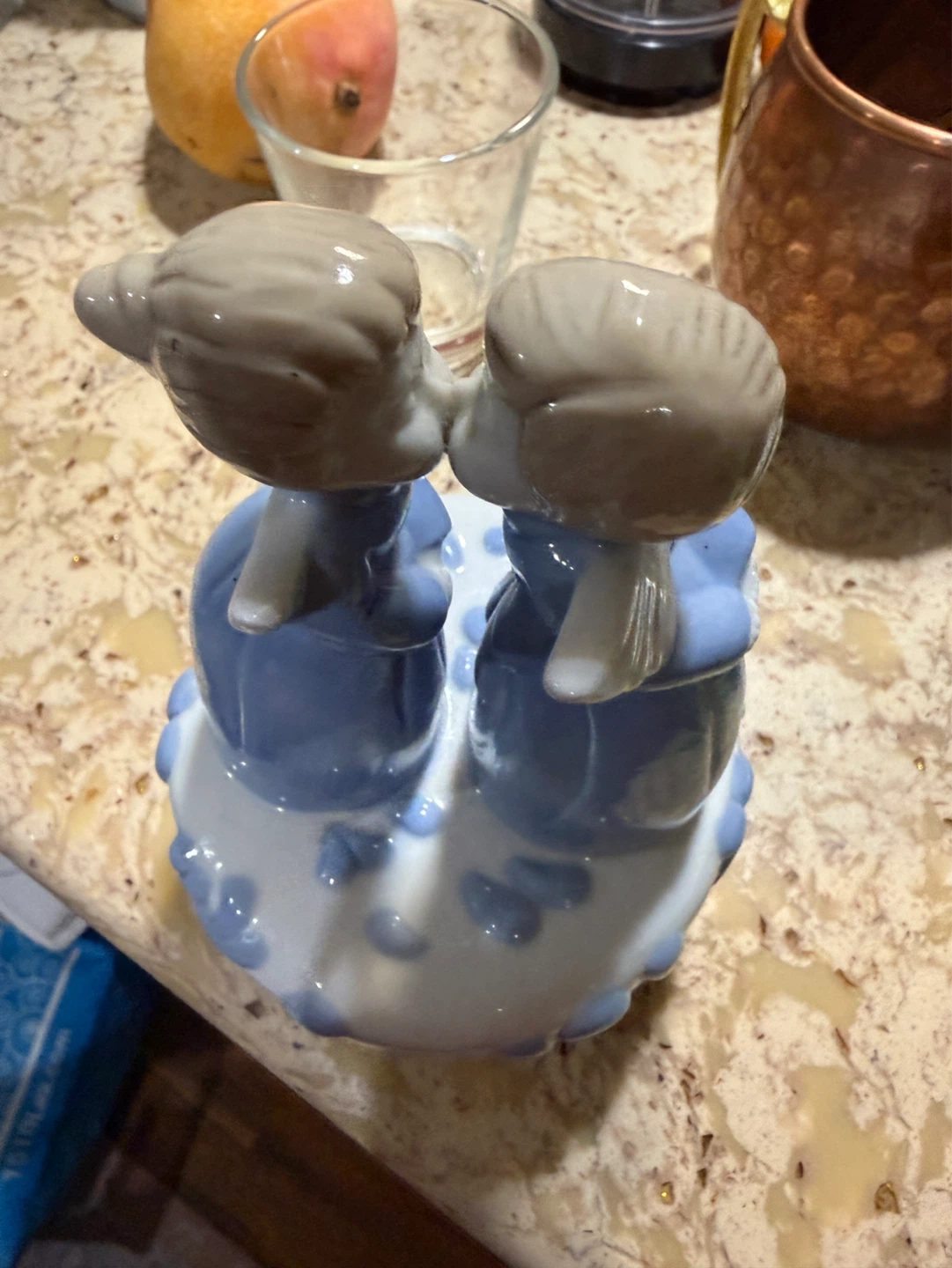 Musical Box Porcelain two girls angle  Kissing Couple Figurine