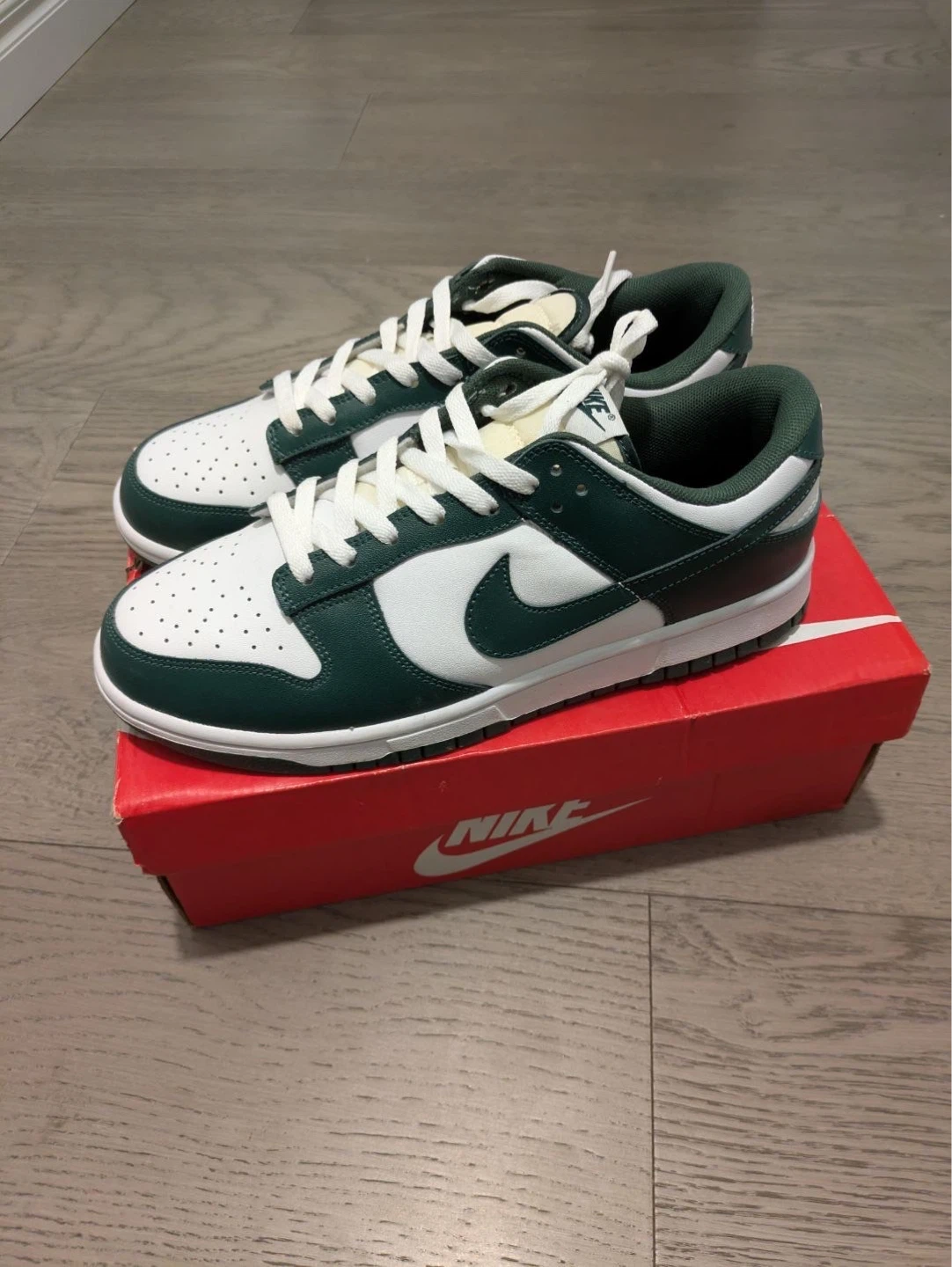 Nike Dunk Low White Green Sneakers - photo 3