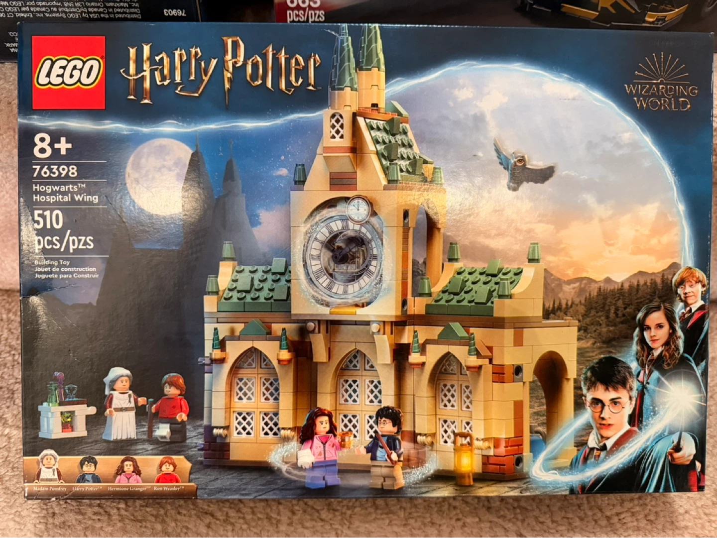 LEGO Harry Potter Hogwarts Hospital Wing Set 76398