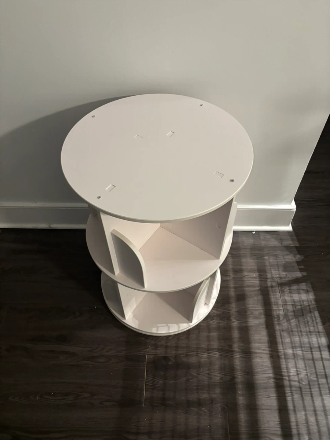 Rotating shelf