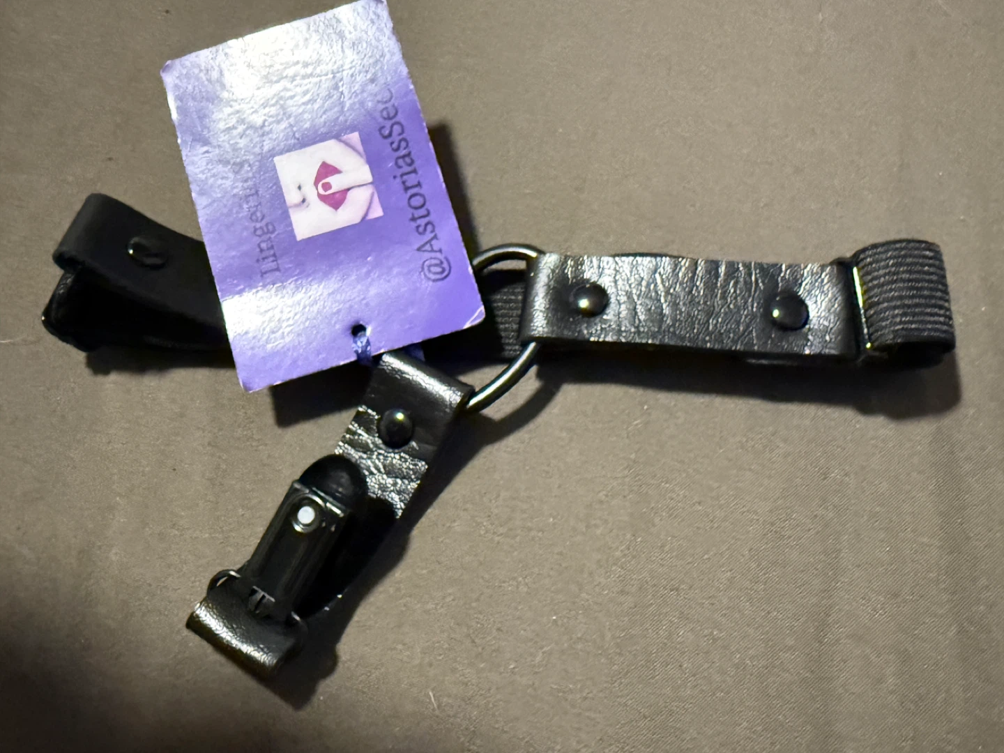 AstoriasSecret Black Garter Clip Strap