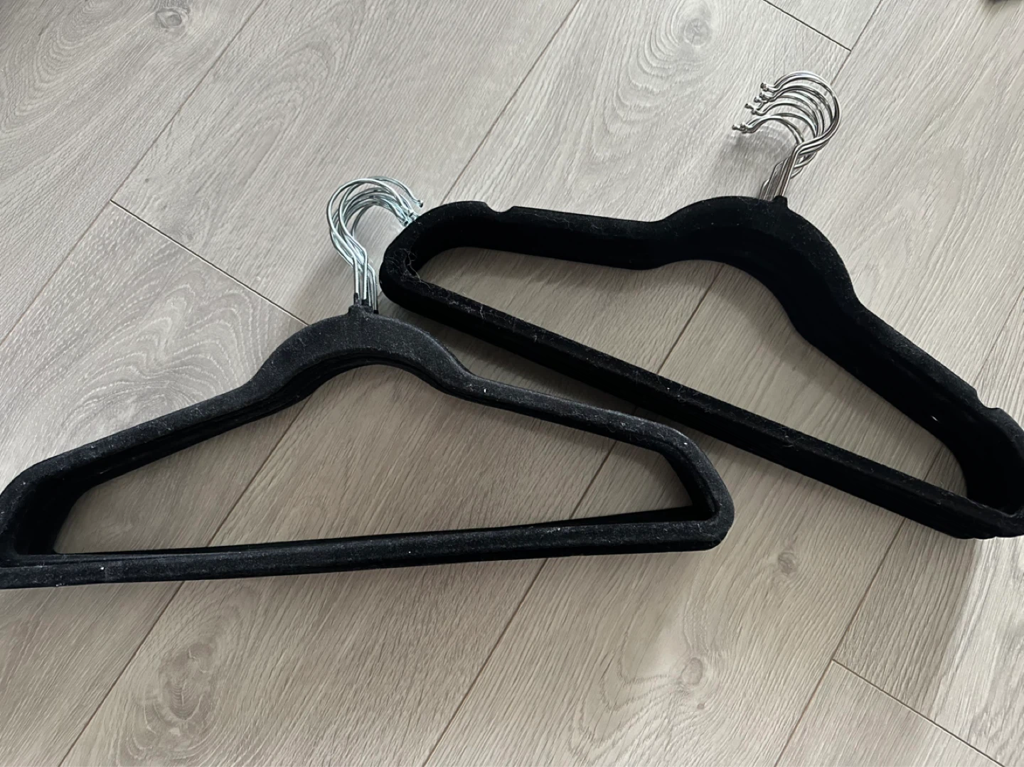 Black Velvet Hangers (2 Sets of 10)