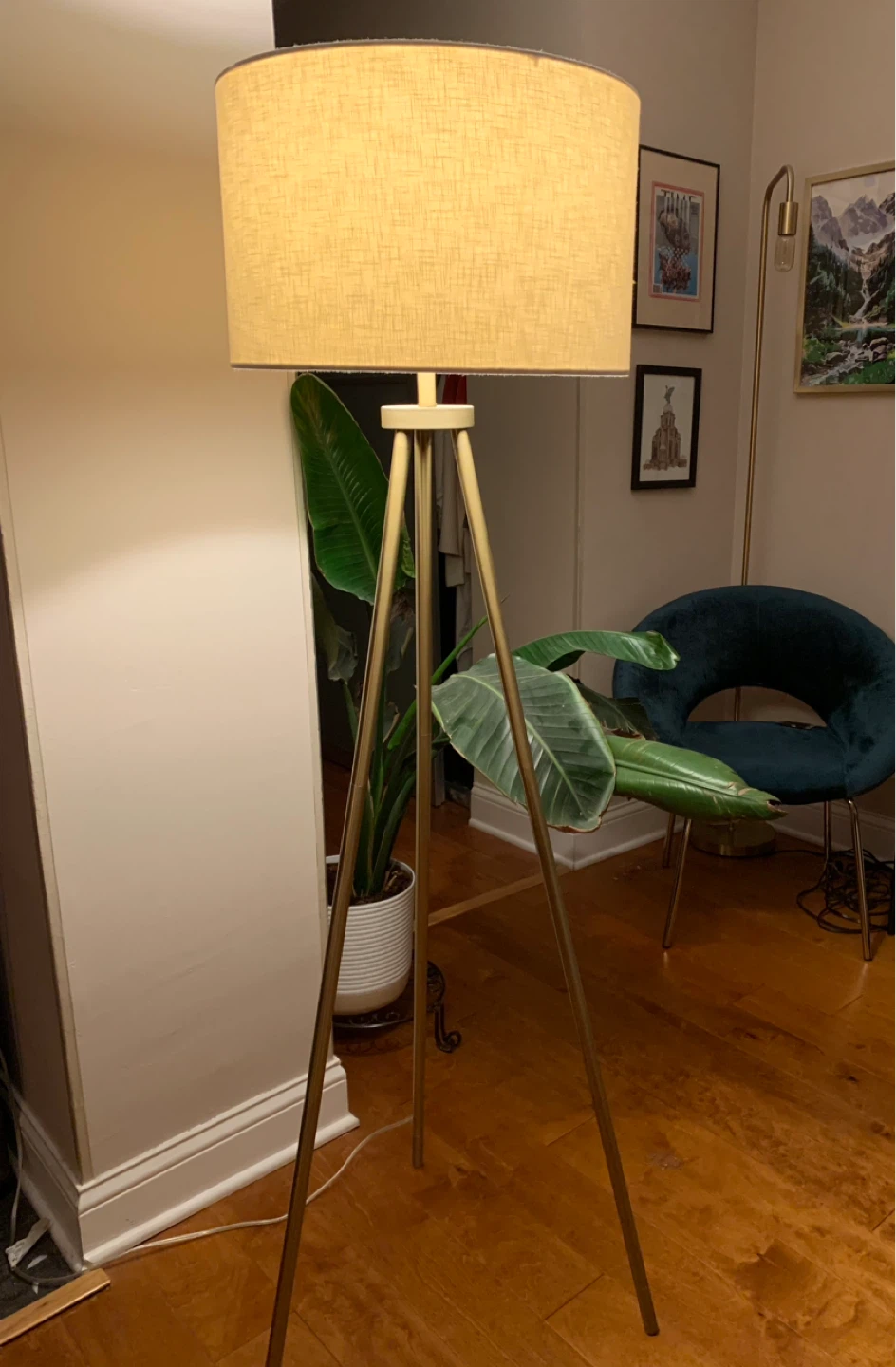 Ellis Tripod Floor Lamp