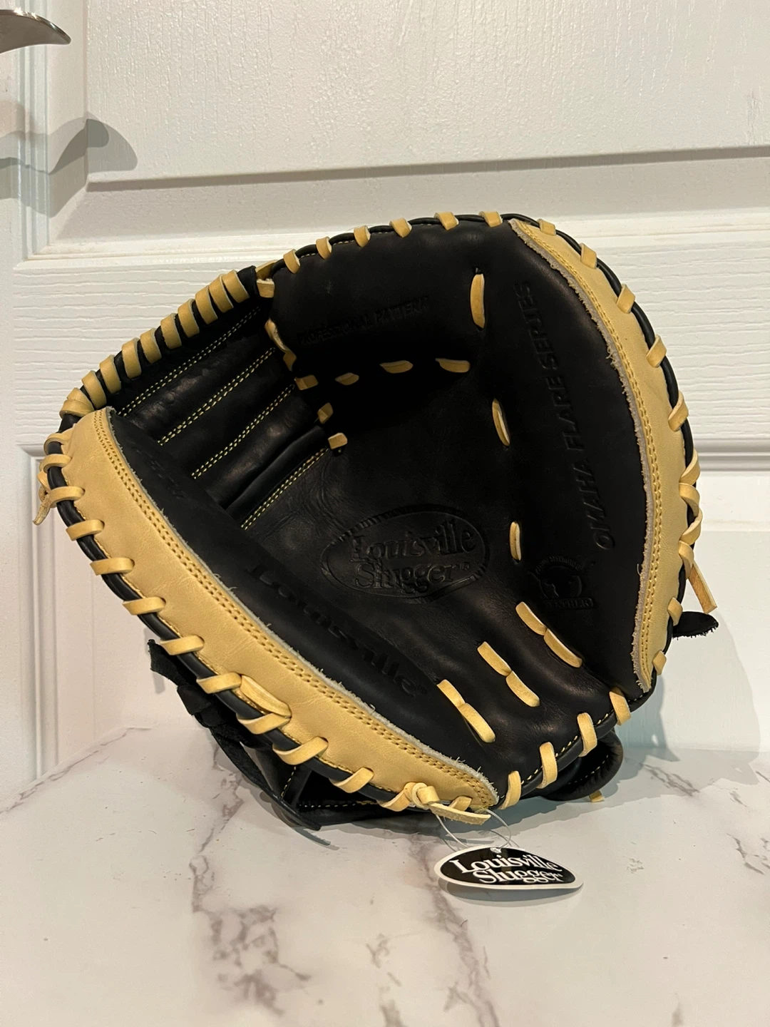 Louisville Slugger Catchers Mitt - 32.5 inches - photo 3