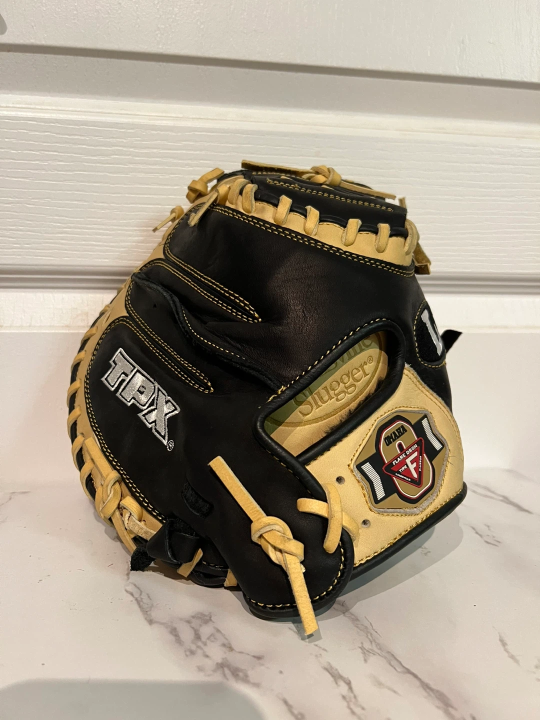 Louisville Slugger Catchers Mitt - 32.5 inches - photo 2