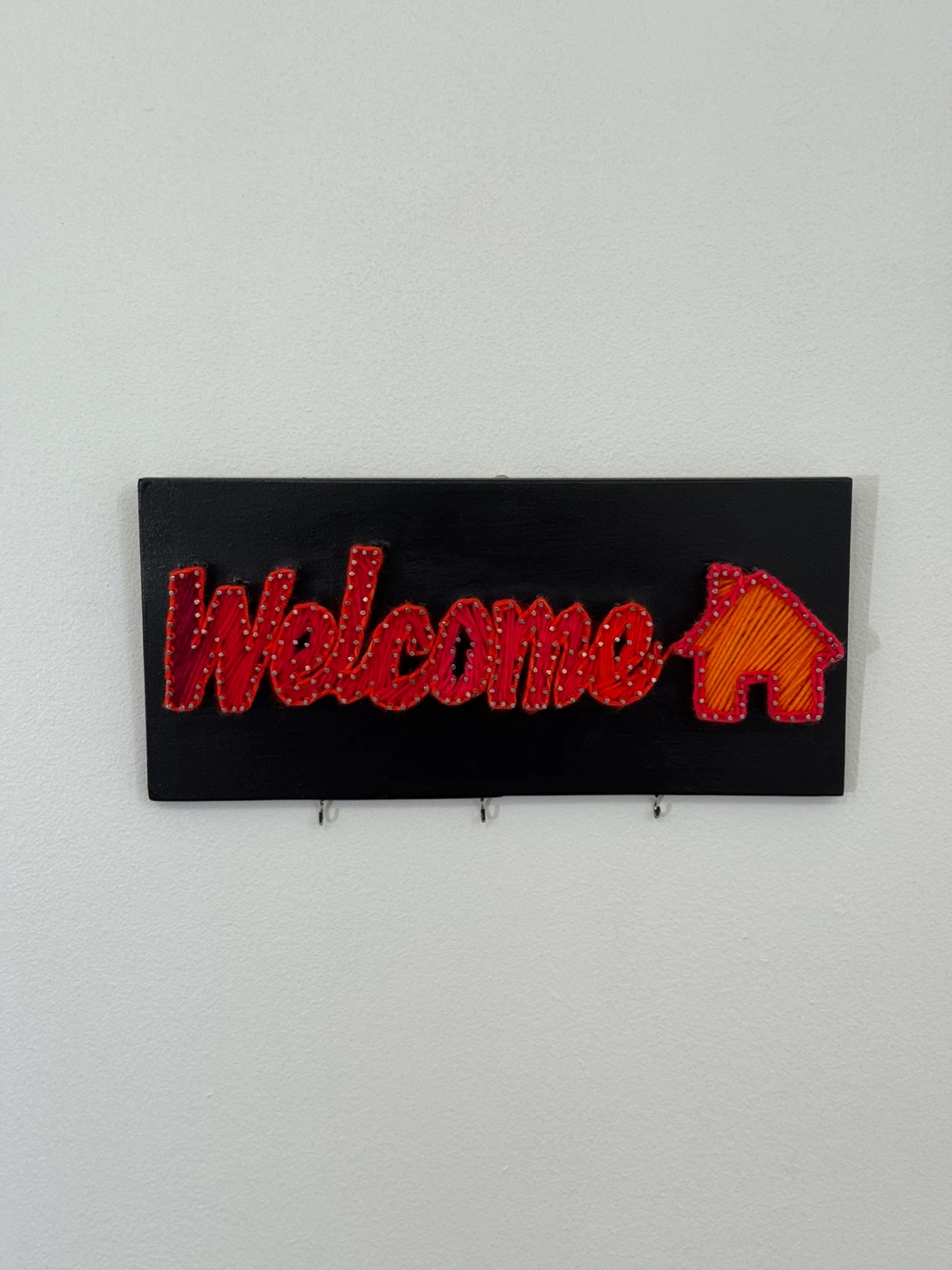 Handmade String Art "Welcome" Sign with Key Hooks - photo 3