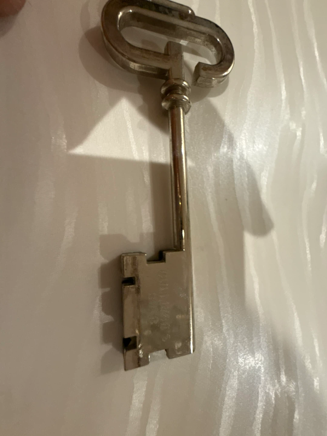 Gullivers gate key