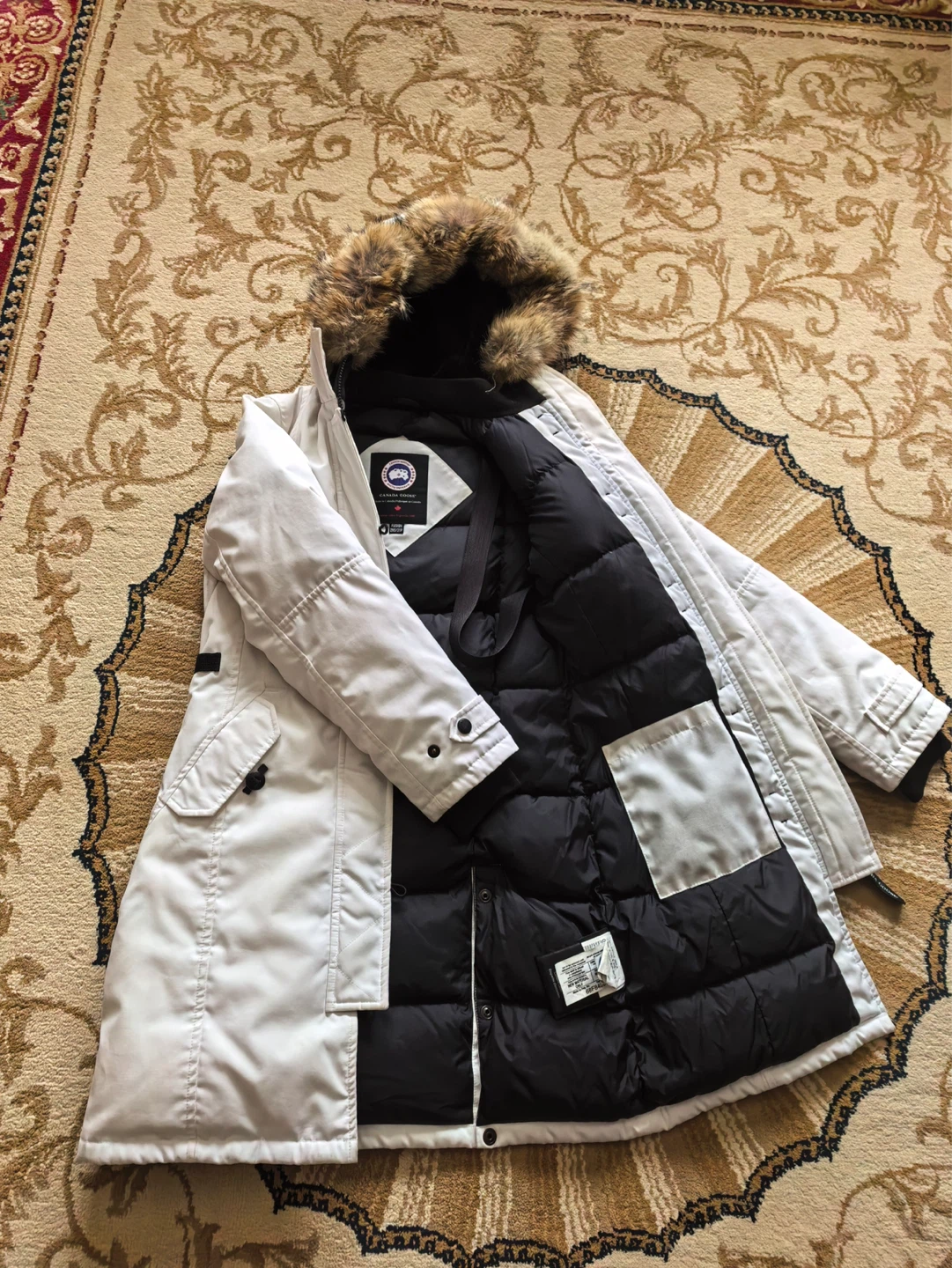 Canada Goose White Kensington Parka 2XS (Like New) - photo 4