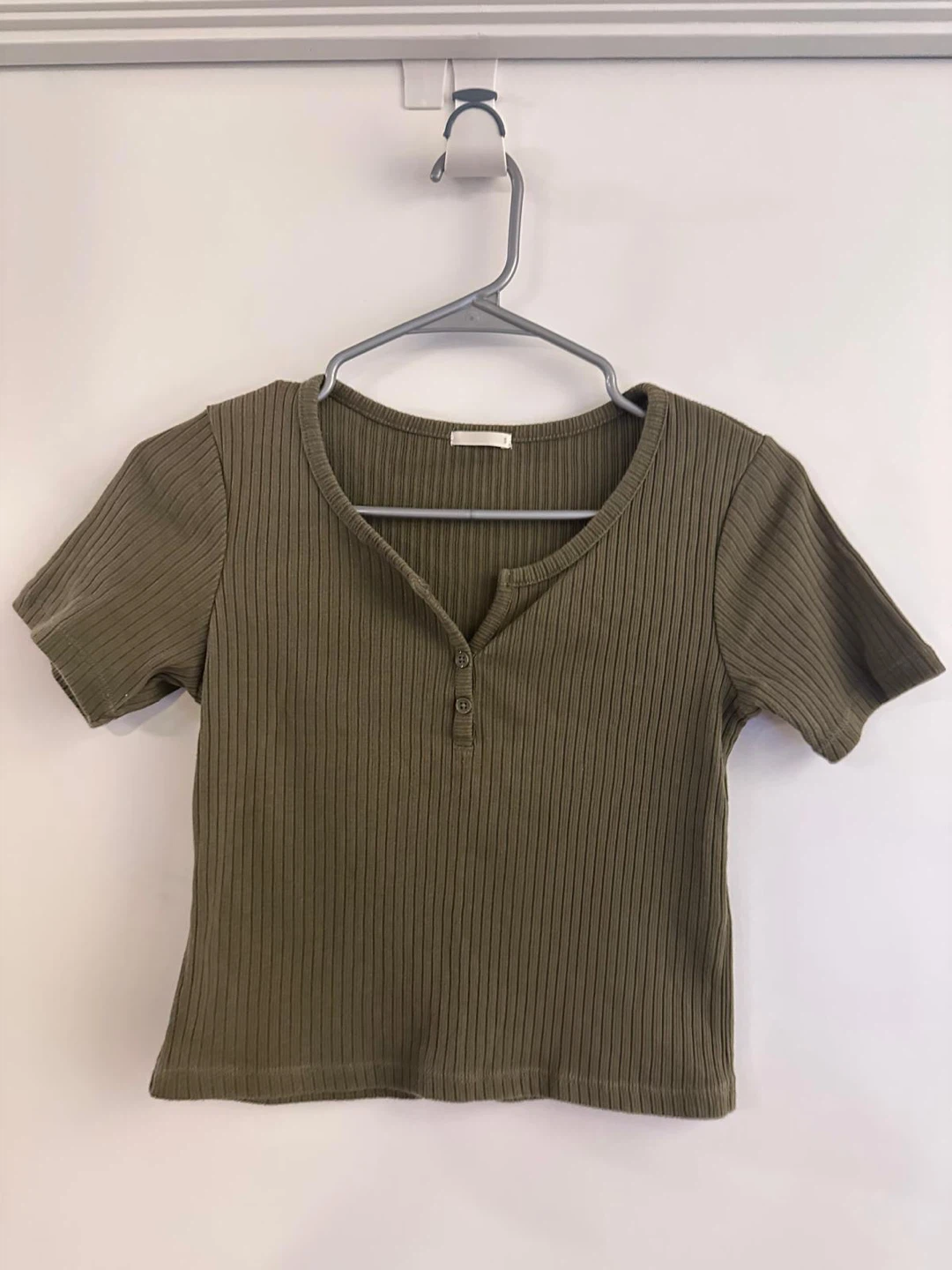 Ribbed Henley Crop Top - Olive Green Size S