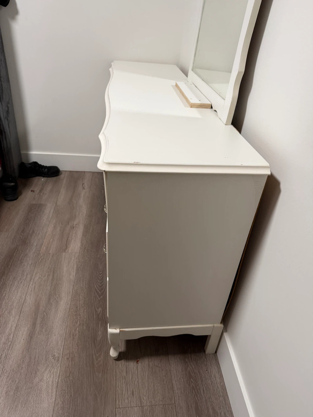 White Dresser with Mirror - photo 3