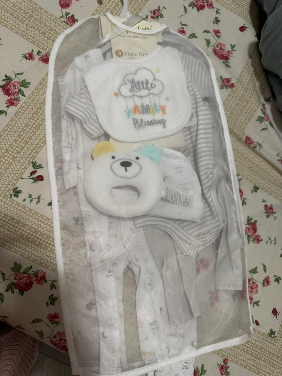Little Love 9-Piece Baby Gift Set