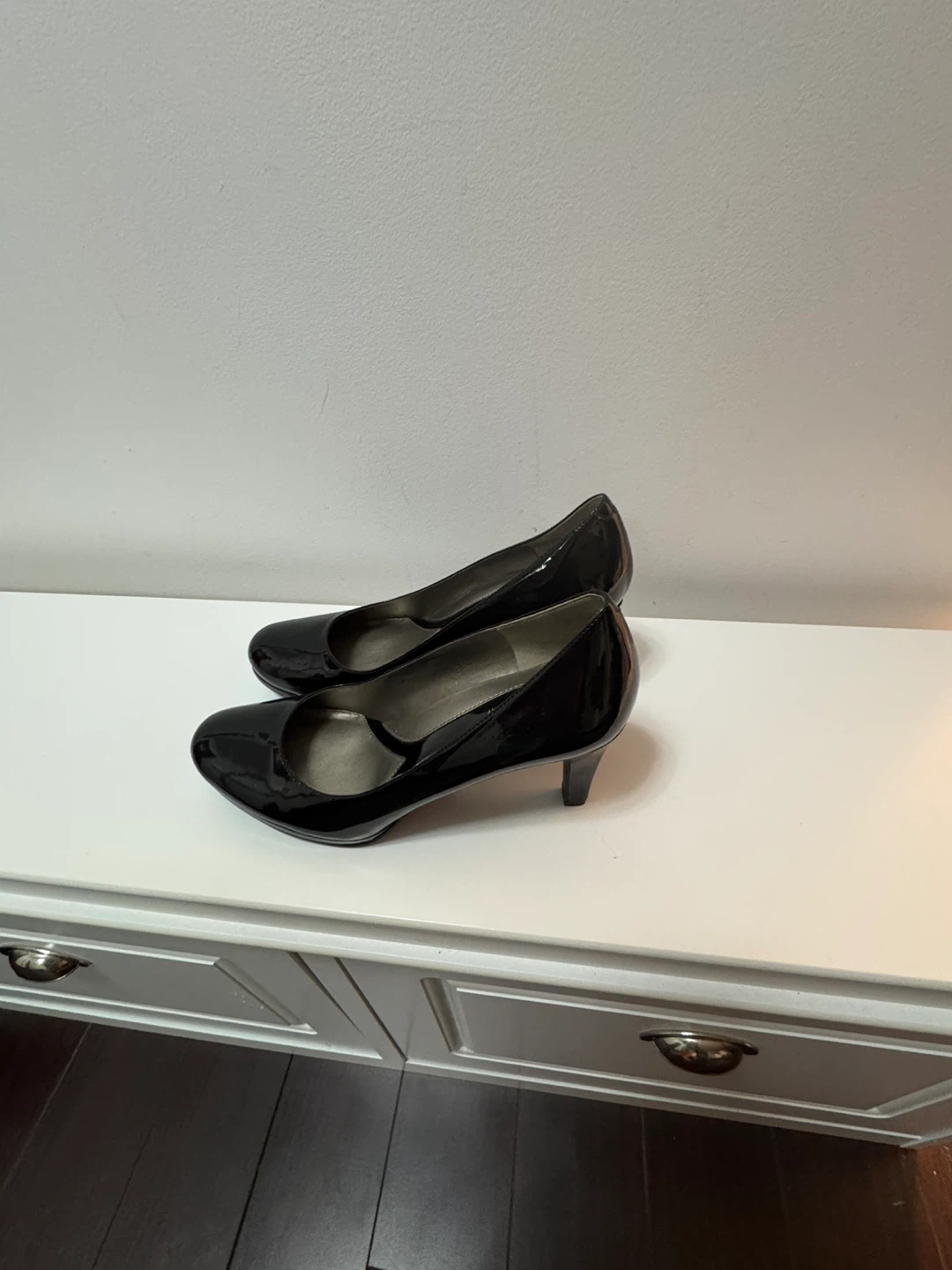 Naturalizer Black Patent Leather Heels - photo 2
