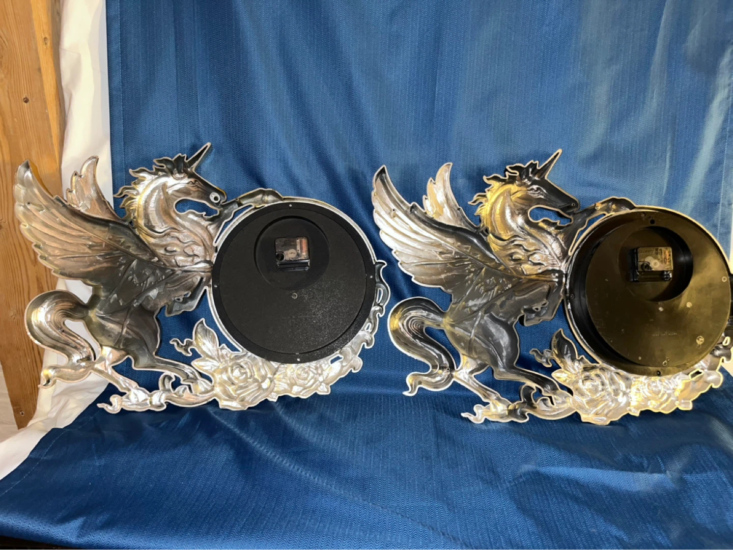2 Gold Pegasus Unicorn Clock with Roses - photo 5