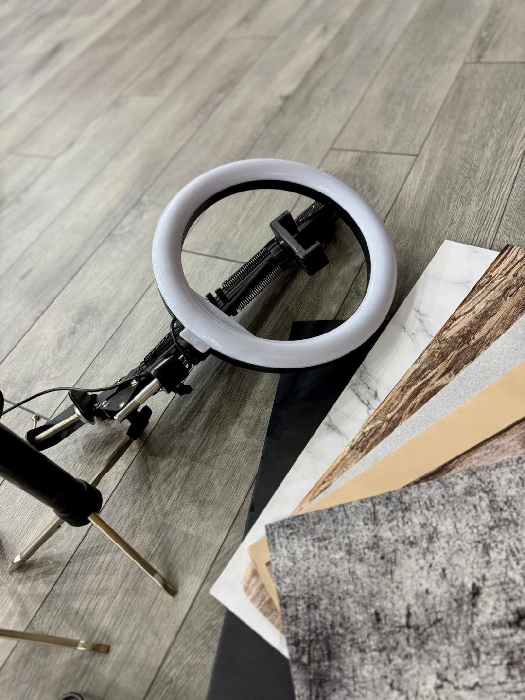Product photography Lighting Kit with Backdrops - photo 3