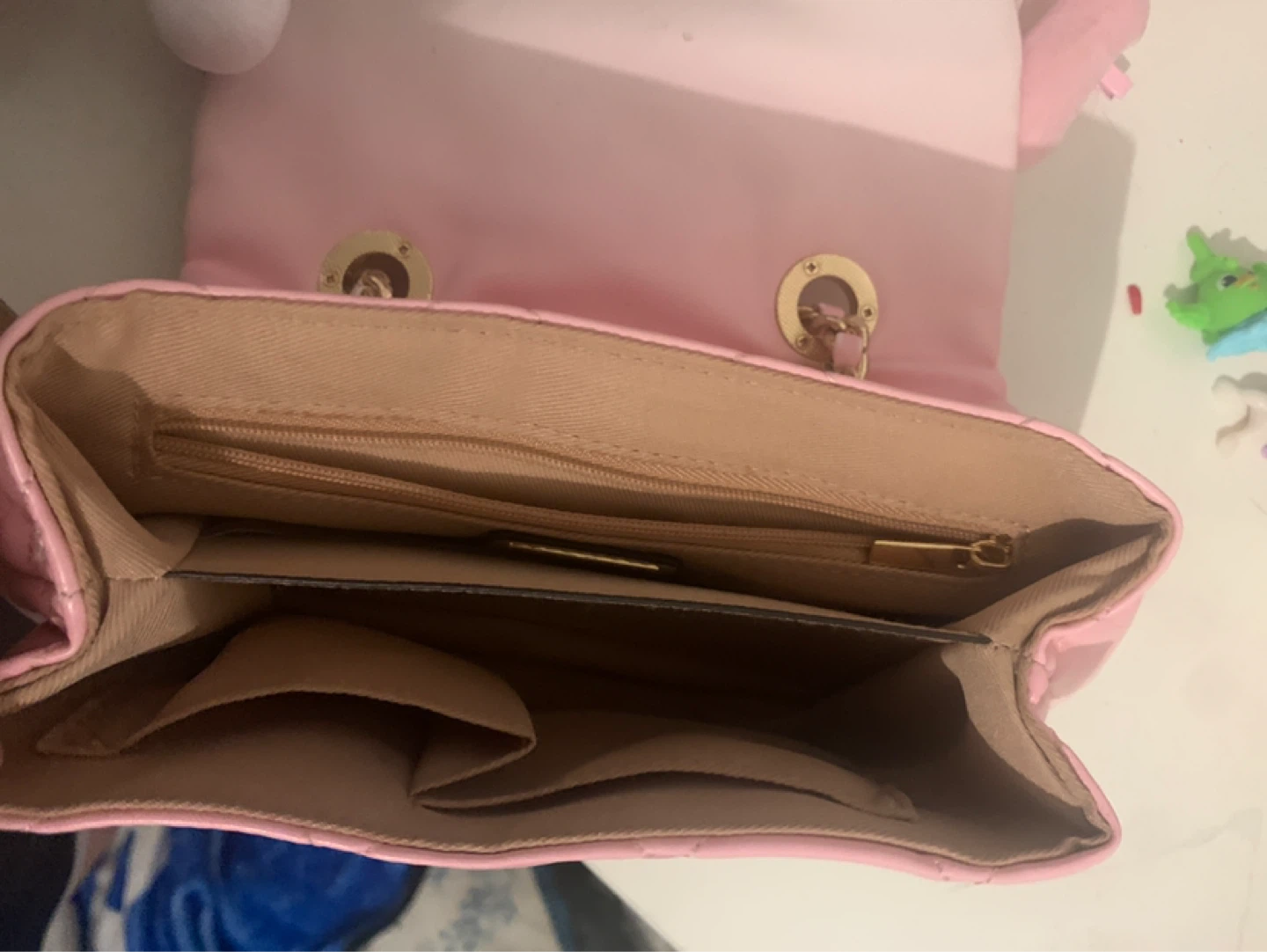 ALDO Quilted Pink and White Shoulder Bag - photo 4