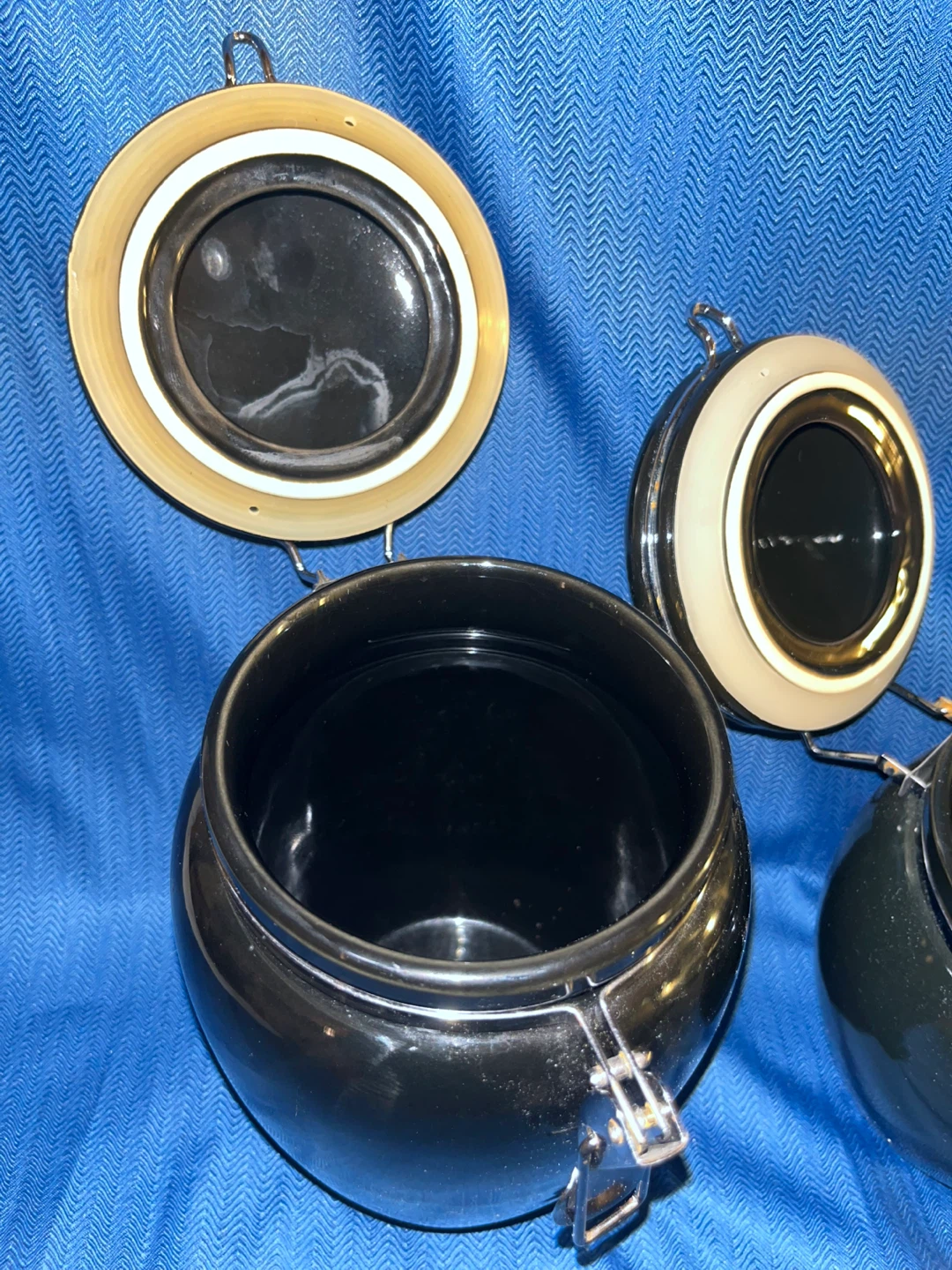 Set of 4 Black Ceramic Canister Jars - photo 3
