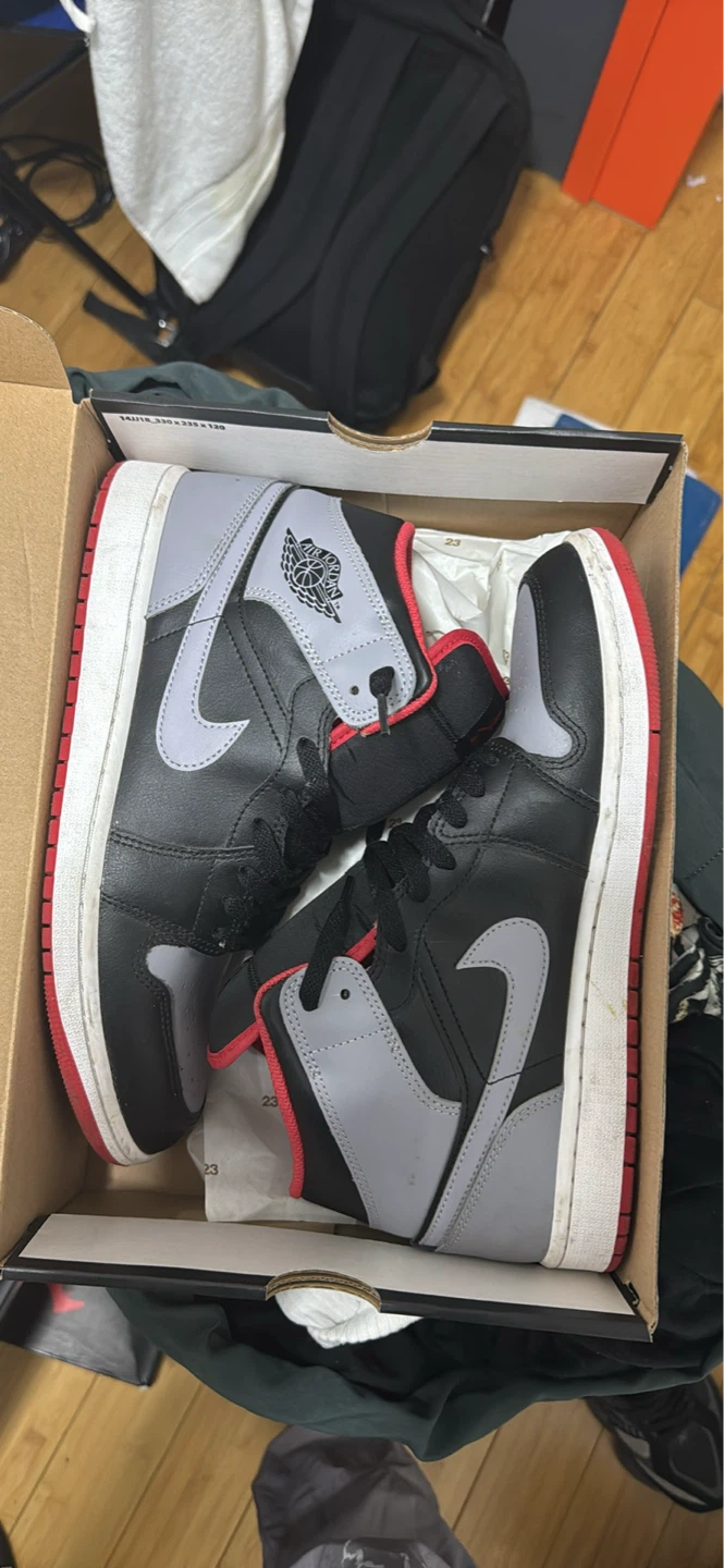 Jordan 1 mid sz 11