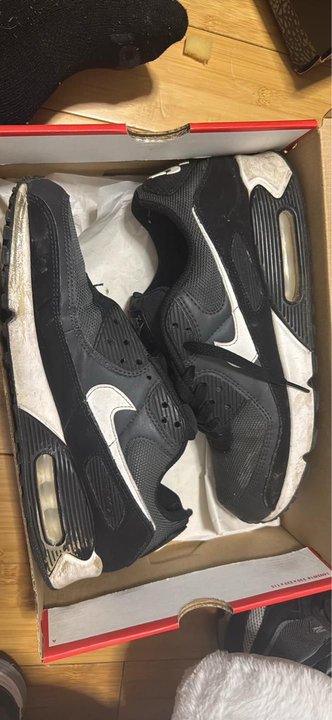 nike shoes beater - photo 2