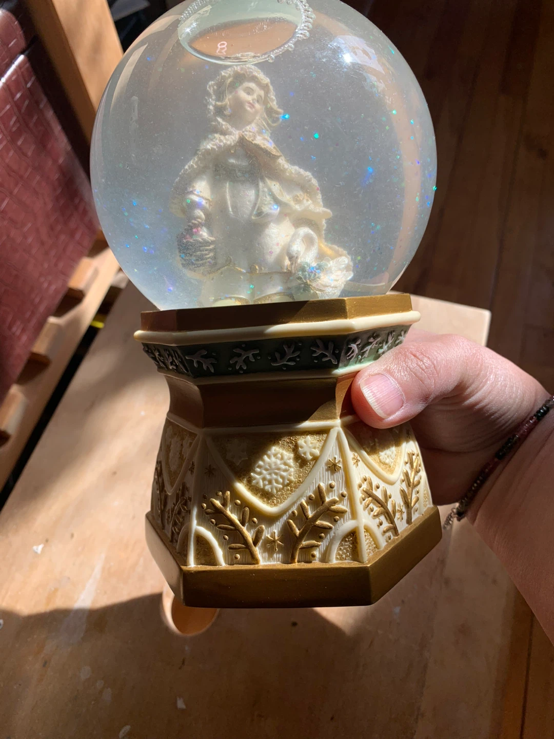 Heavy Porcelain Musical Snow Globe (lady with swan) decoration